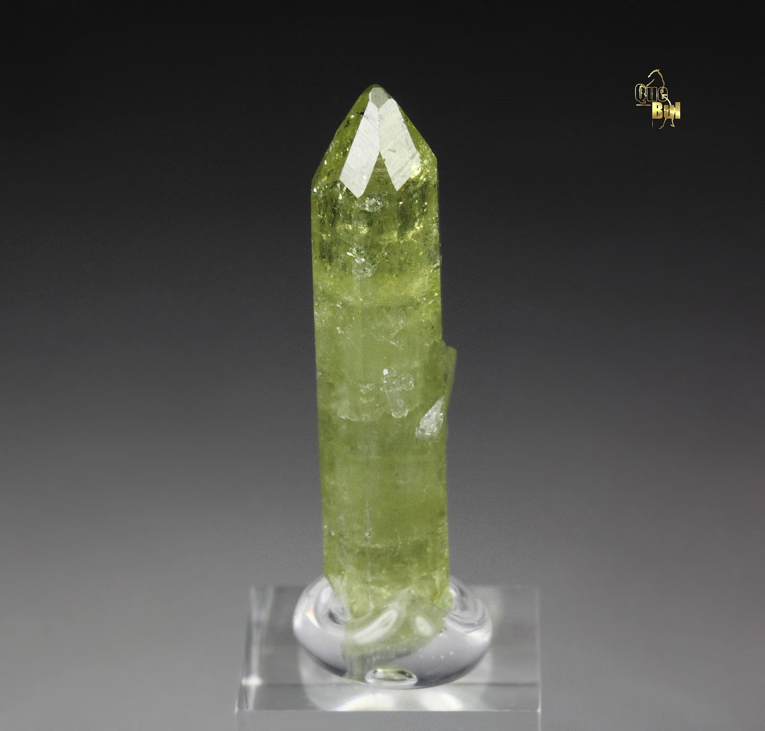 gem VESUVIANITE