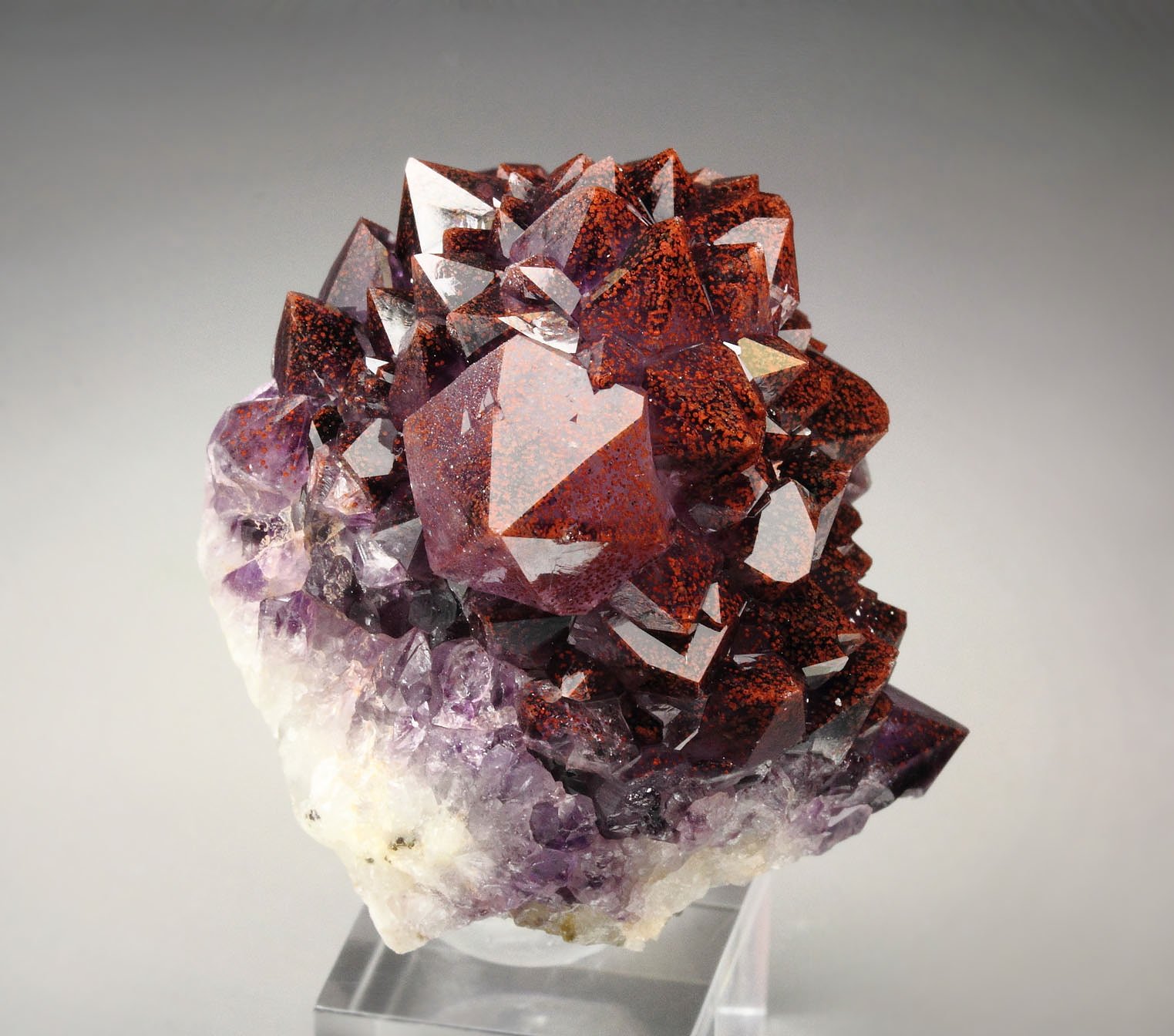 QUARTZ var. AMETHYST with HEMATITE inclusions