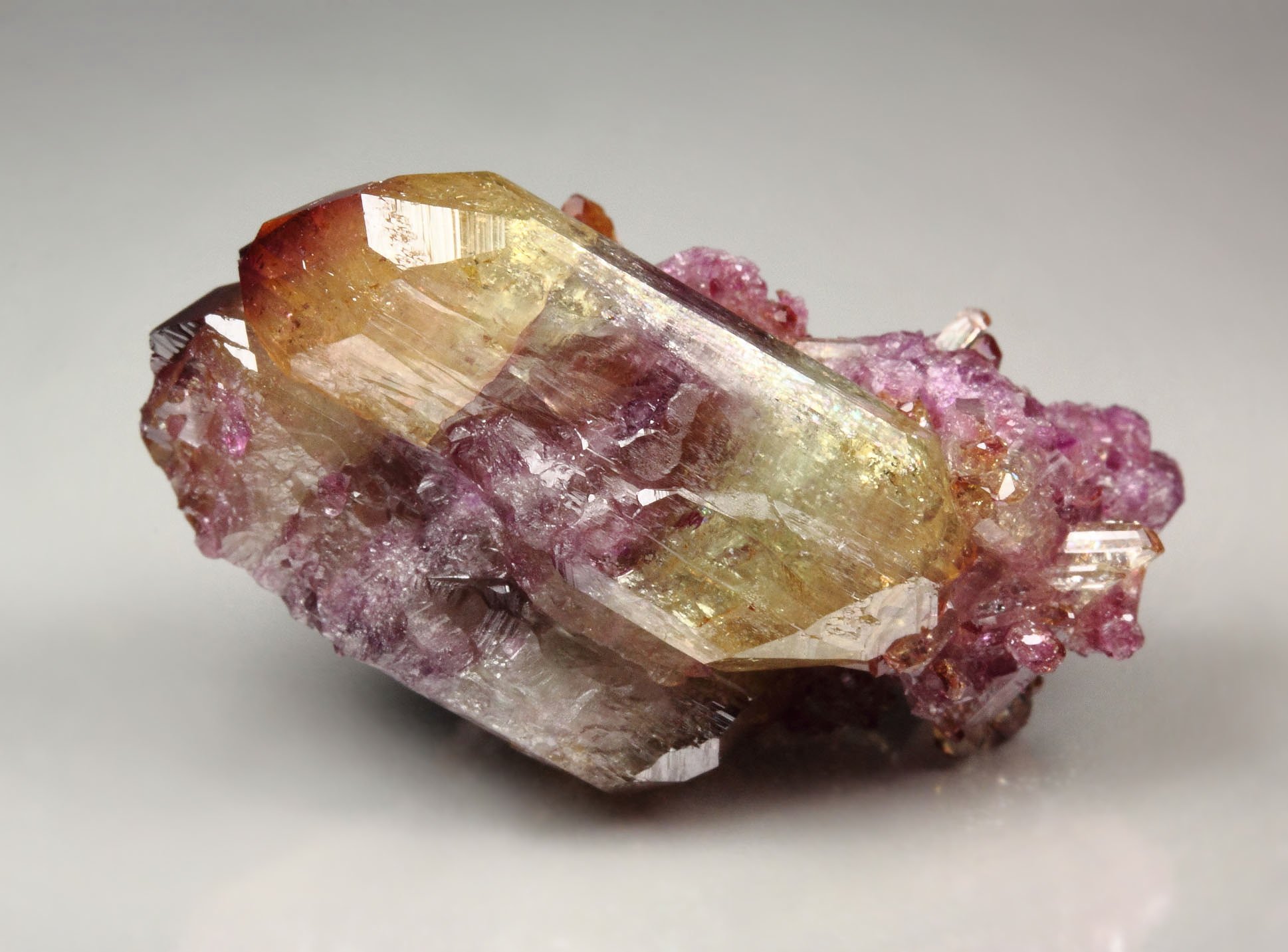 gem bi-terminated VESUVIANITE multicolor