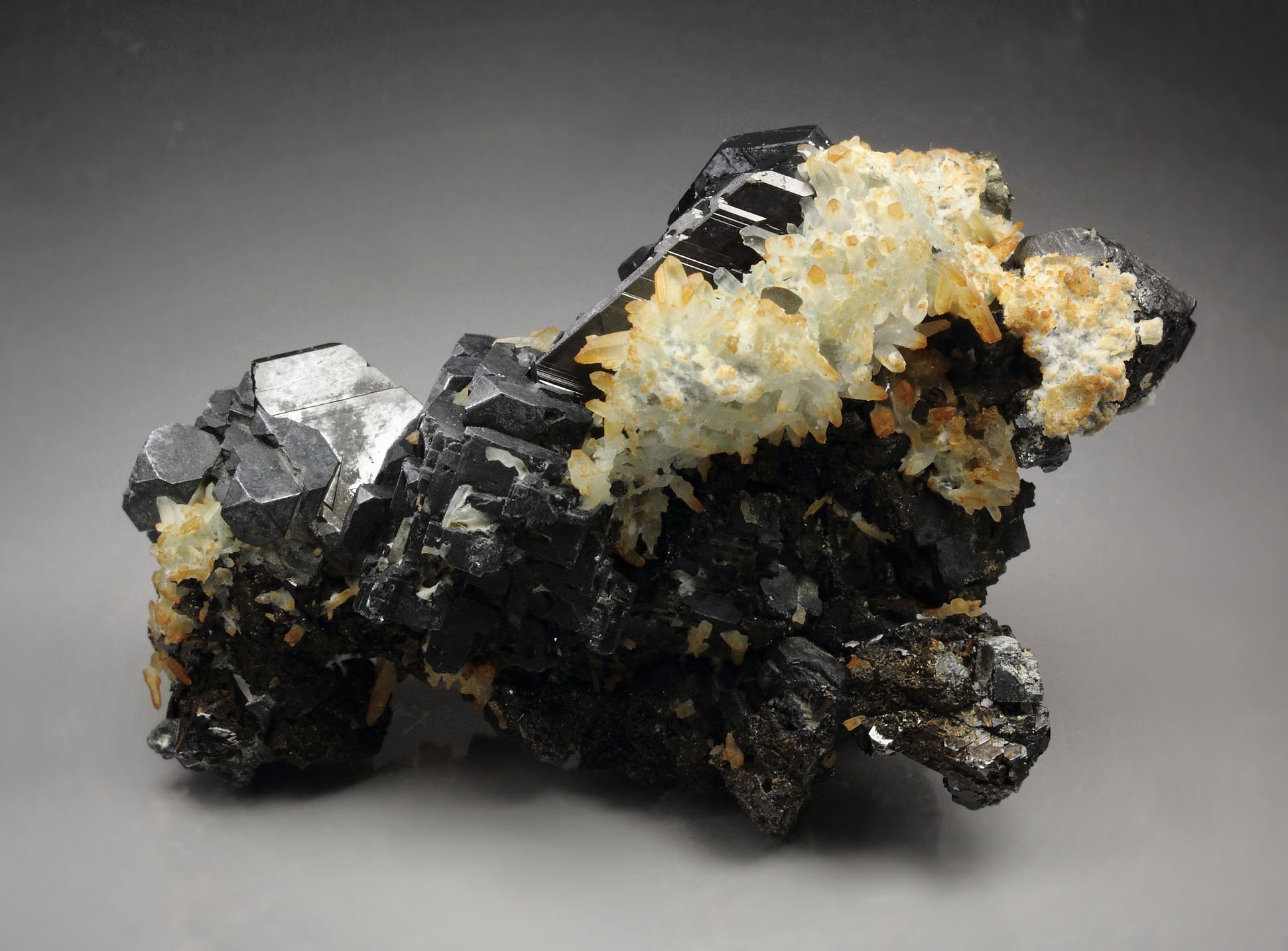 SPHALERITE, GALENA, QUARTZ