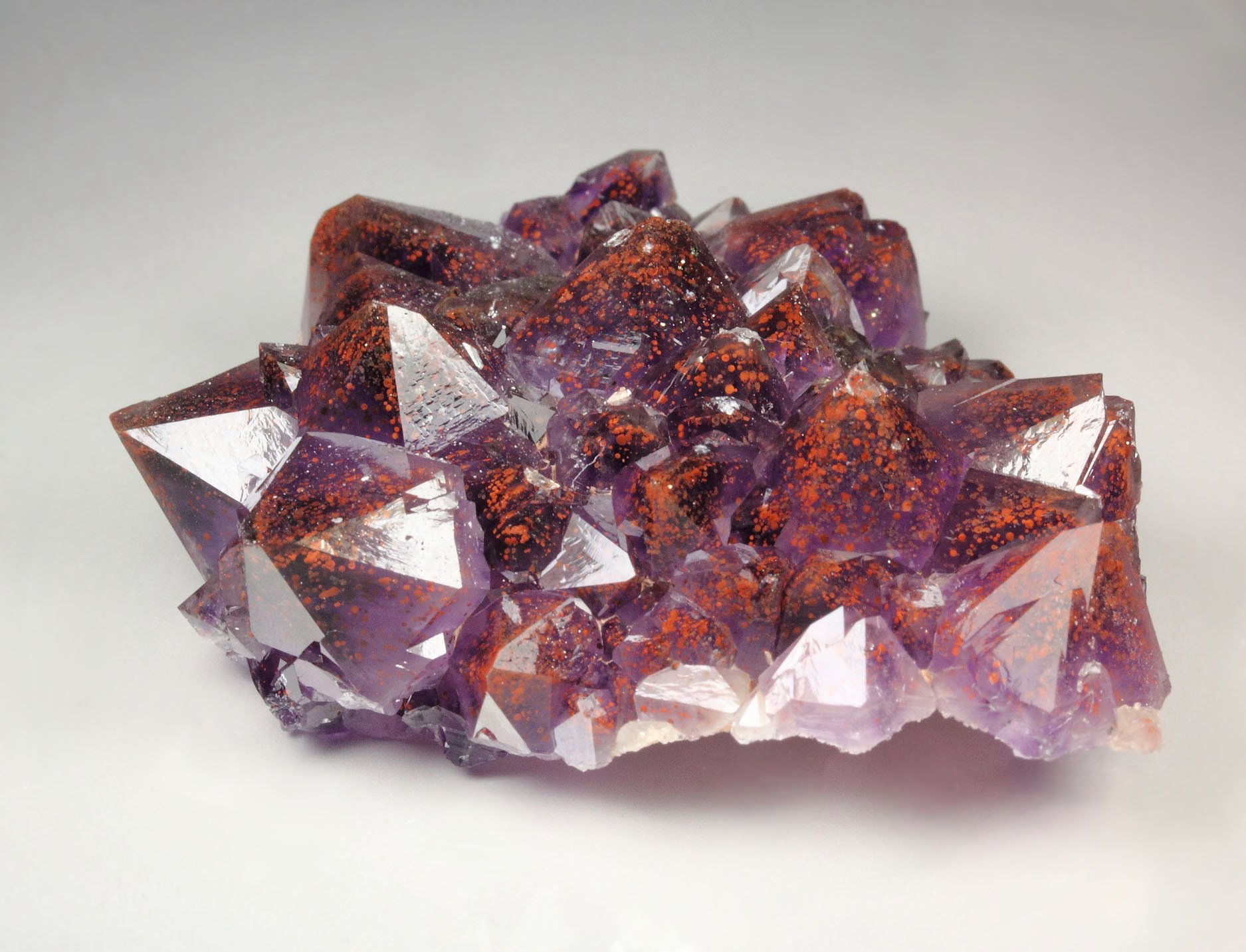 QUARTZ var. AMETHYST with HEMATITE inclusions