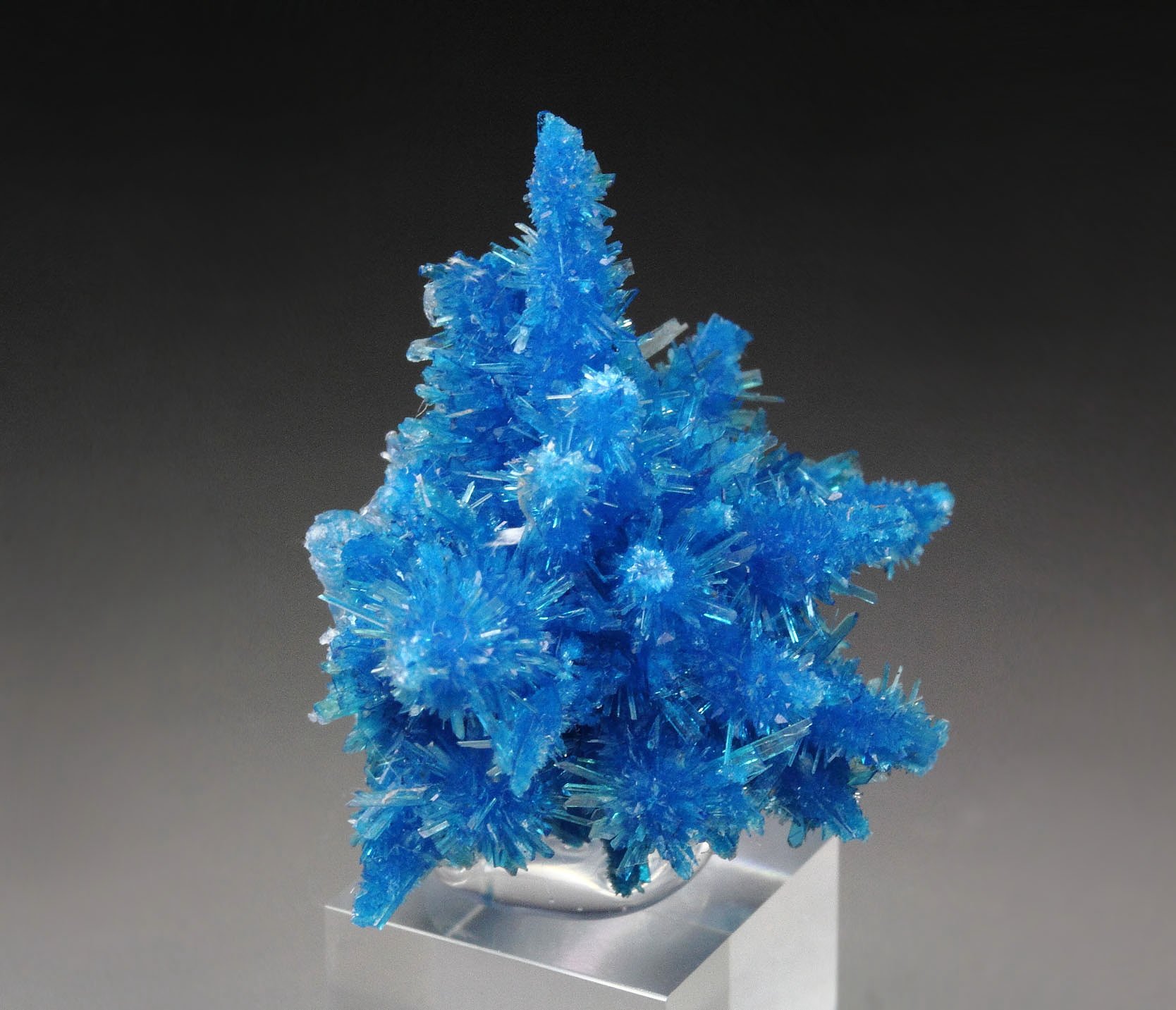 PENTAGONITE