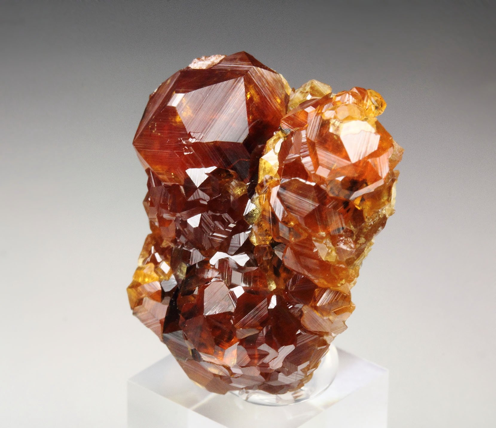 gem GARNET var. SPESSARTINE