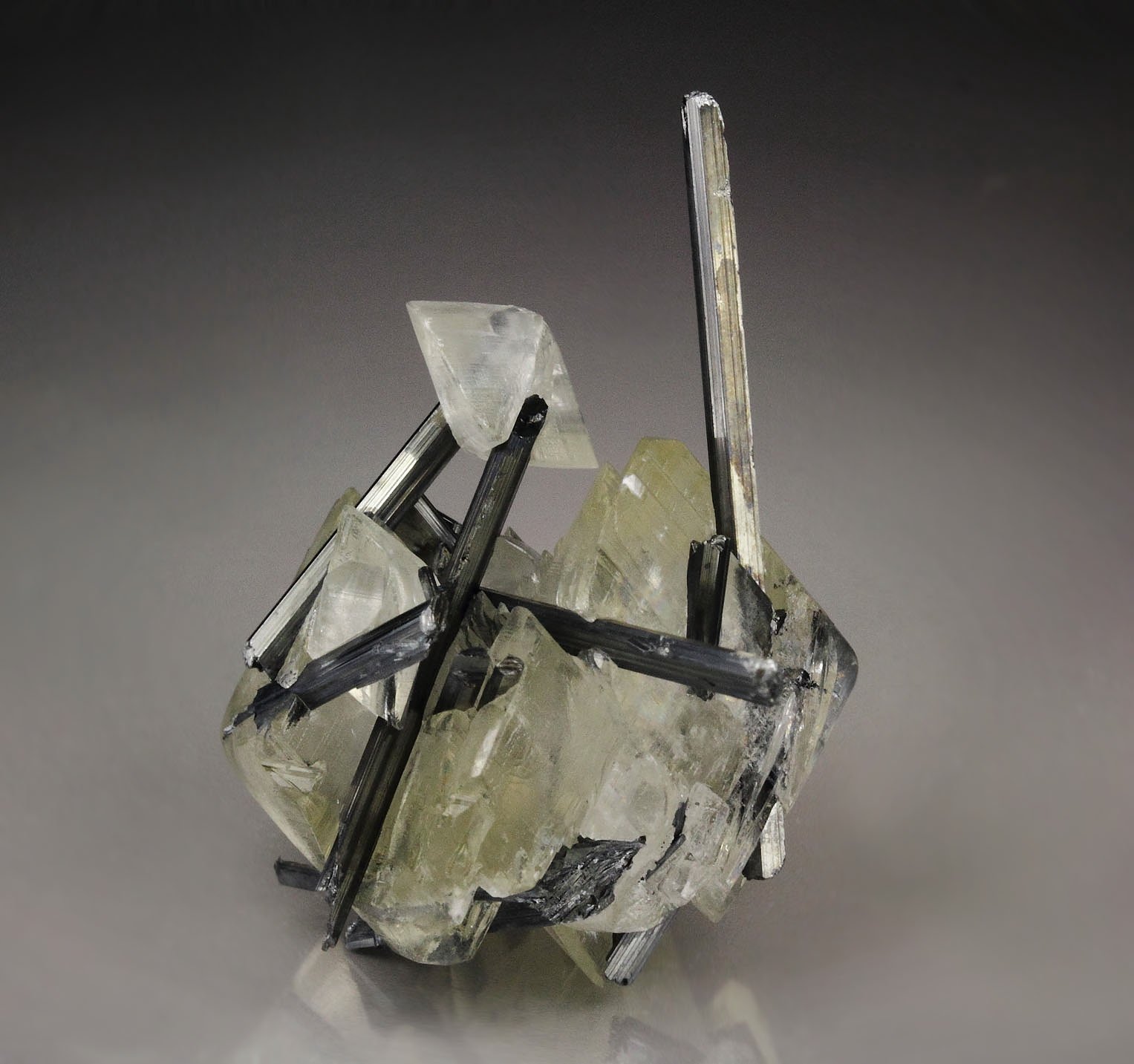 STIBNITE, CALCITE