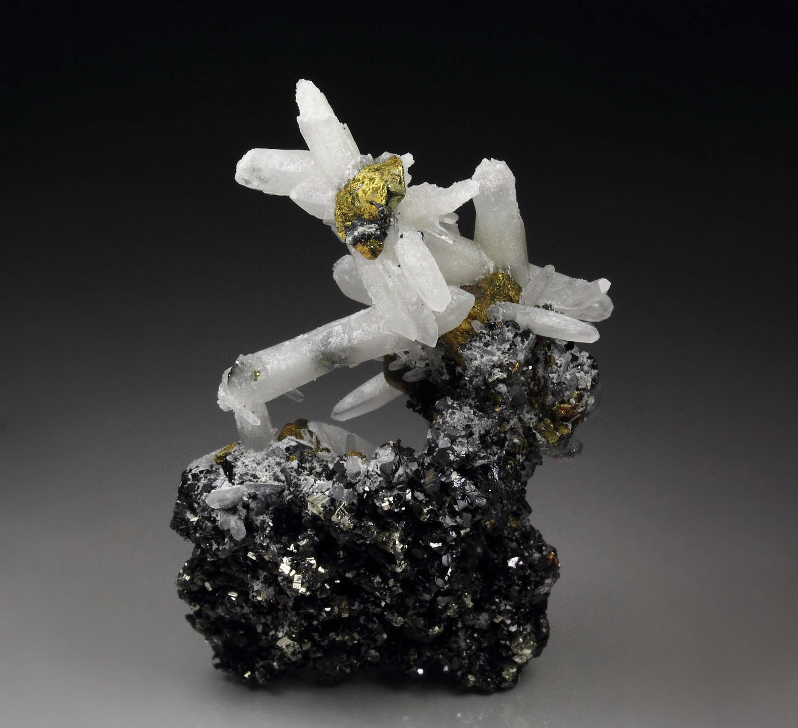 QUARTZ, CHALCOPYRITE, SPHALERITE 