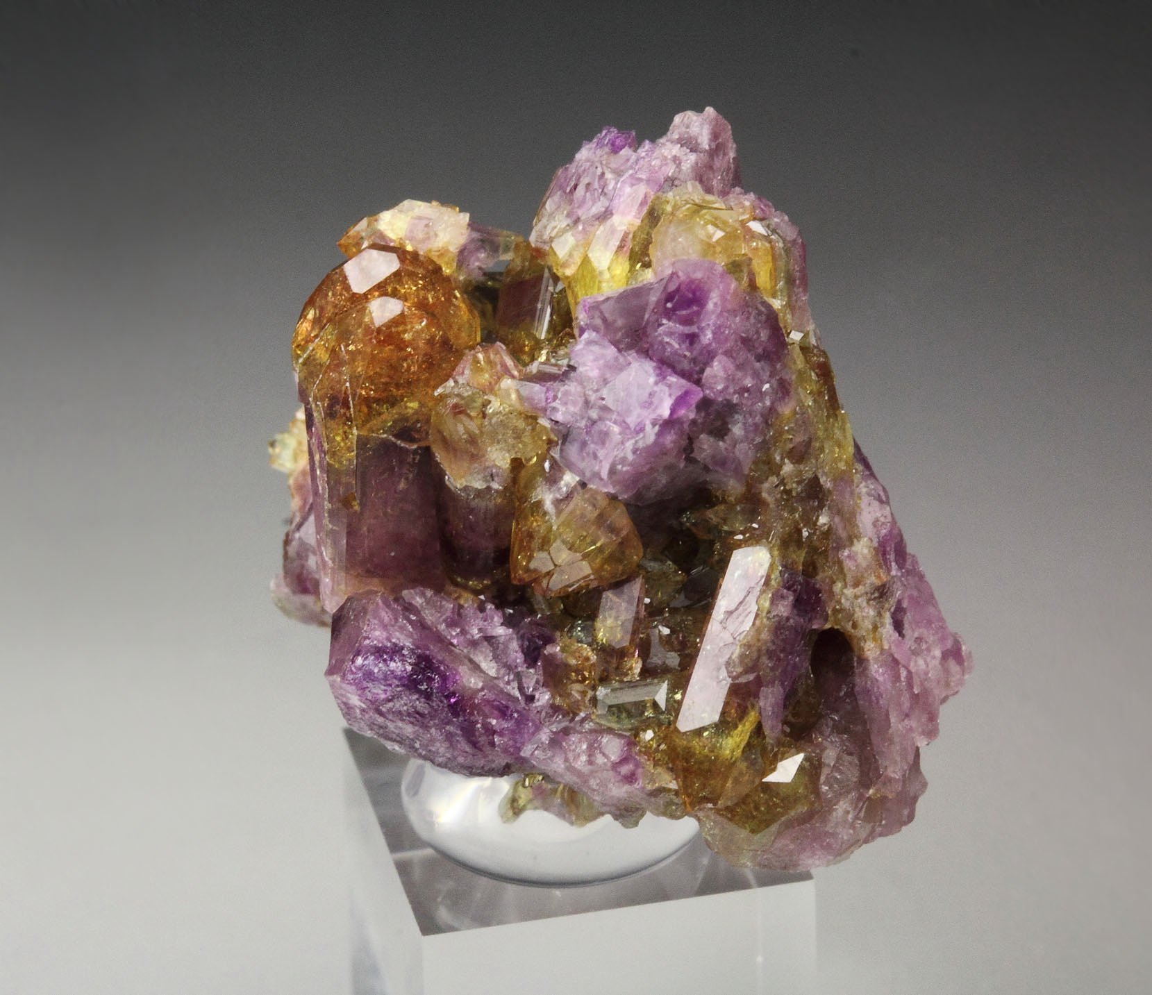 gemmy VESUVIANITE