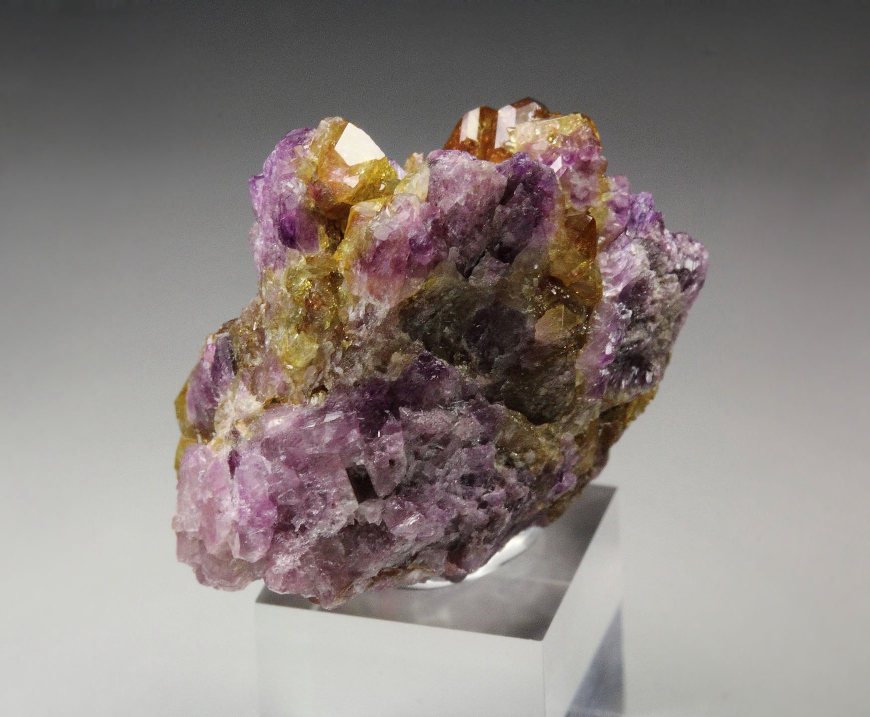 gemmy VESUVIANITE