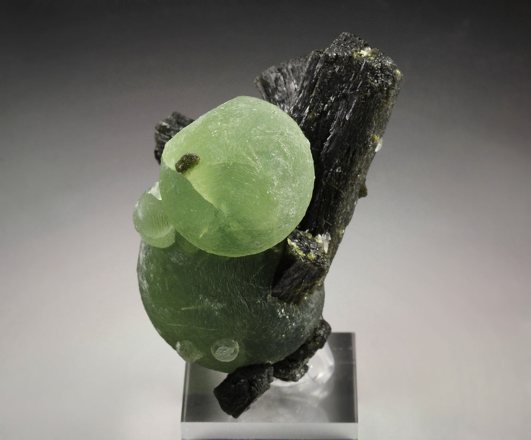 PREHNITE, EPIDOTE