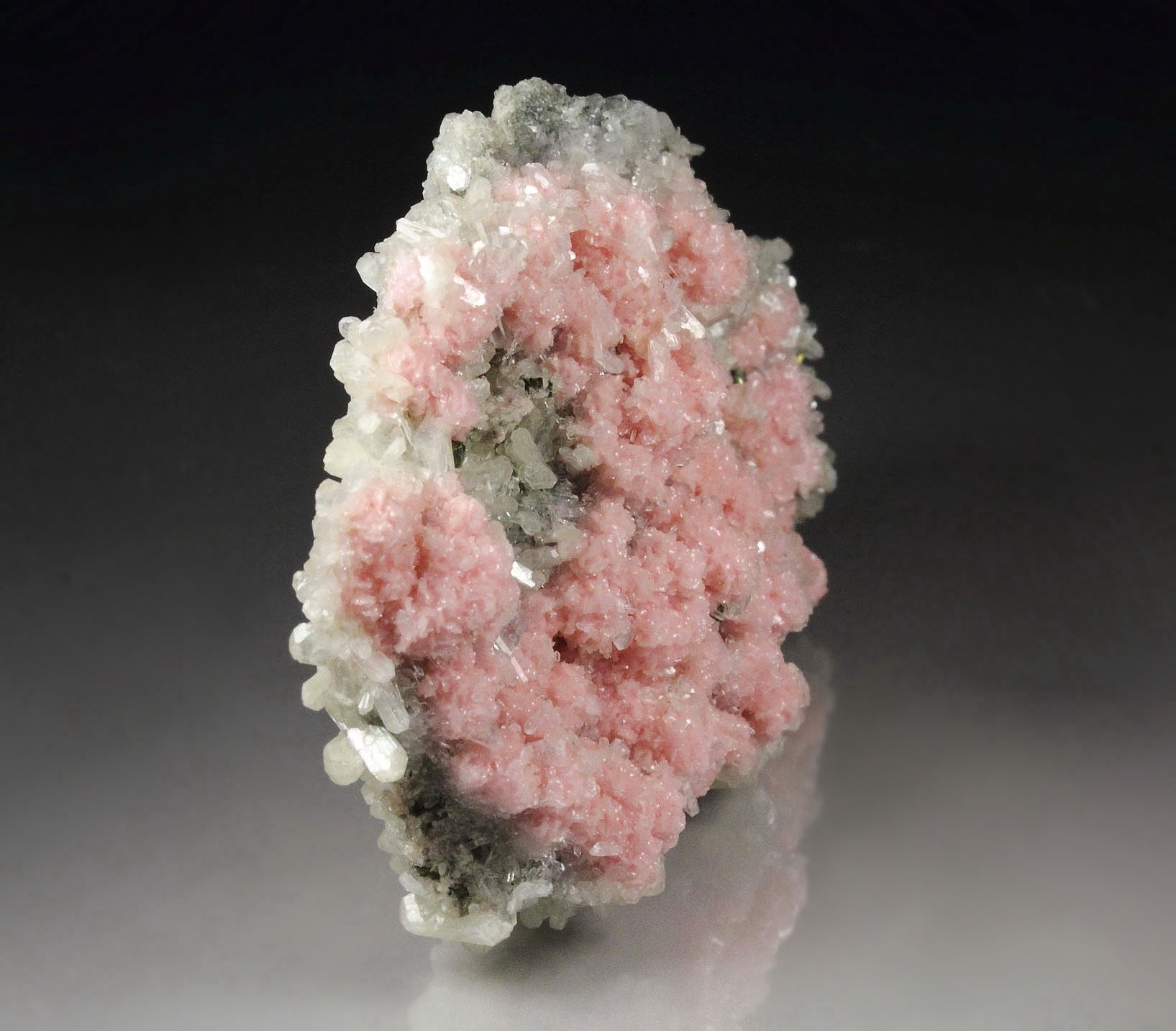 RHODOCHROSITE, STILBITE, QUARTZ, PYRITE