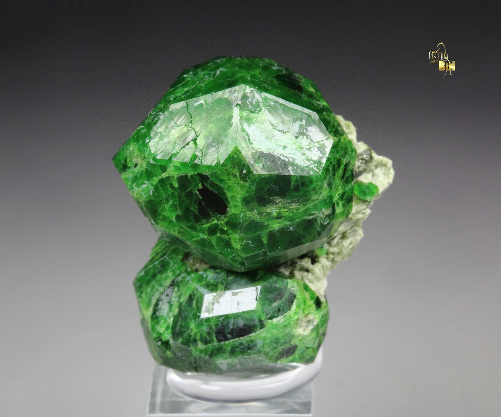 GARNET var. ANDRADITE var. DEMANTOID