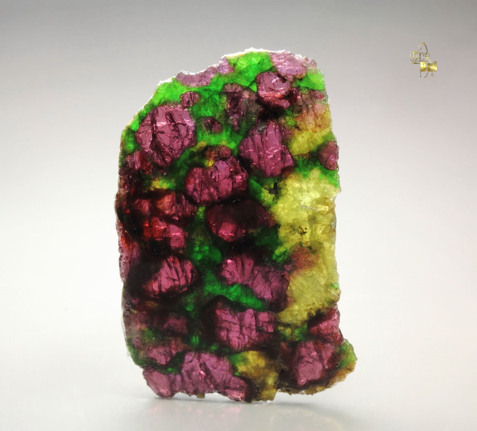 GARNET var. PYROPE, DIOPSIDE var. CHROMIUM-BEARING DIOPSIDE, ENSTATITE