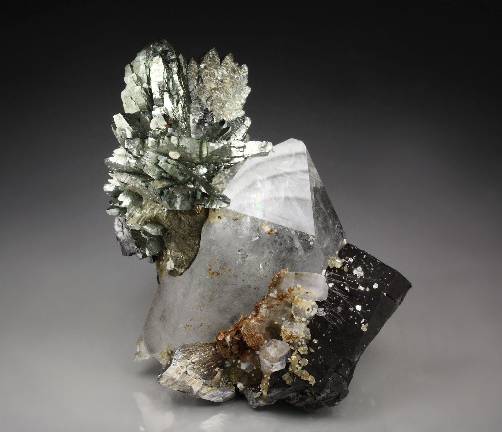 ARSENOPYRITE, FERBERITE, QUARTZ, FLUORAPATITE, SIDERITE