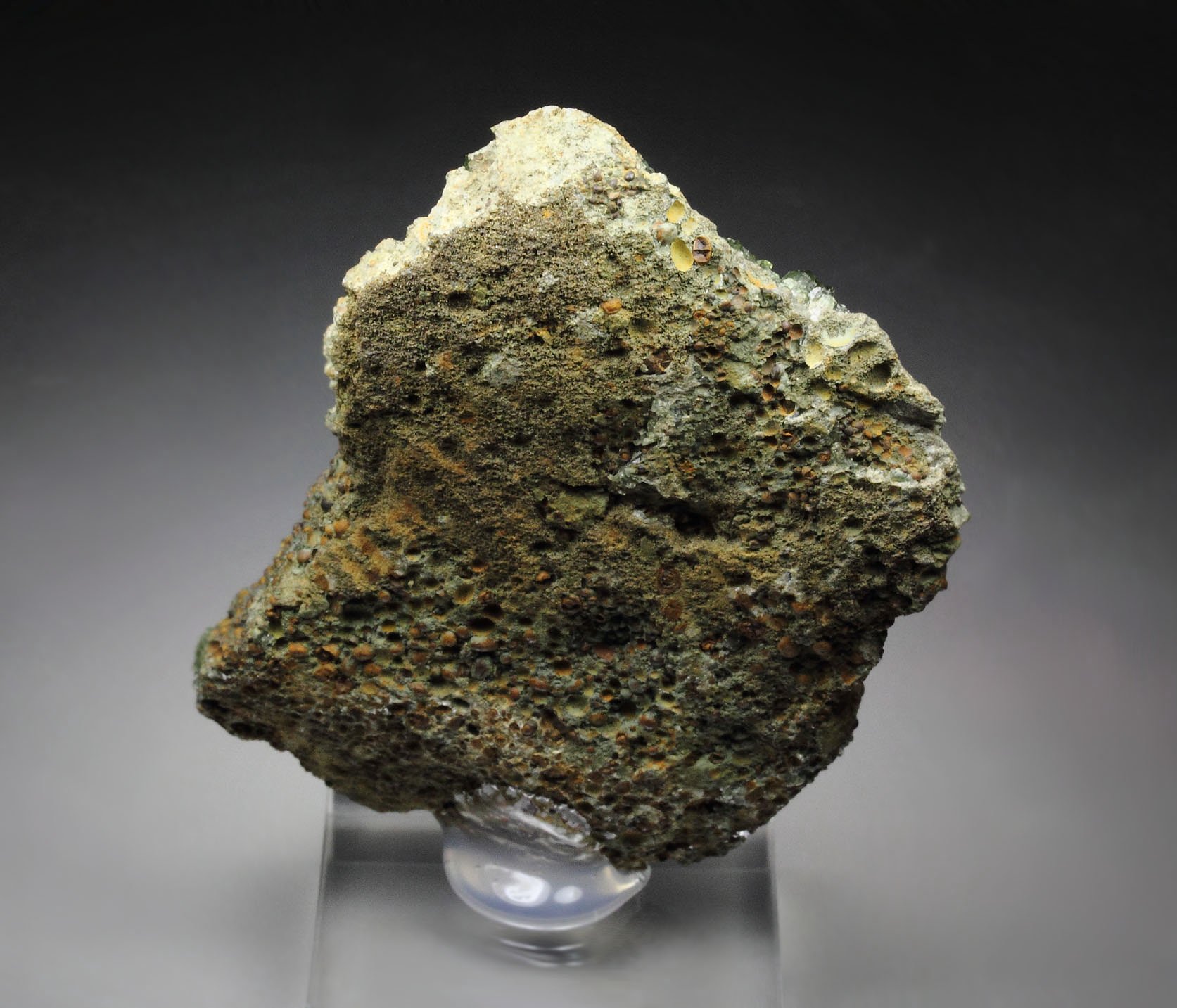 LUDLAMITE