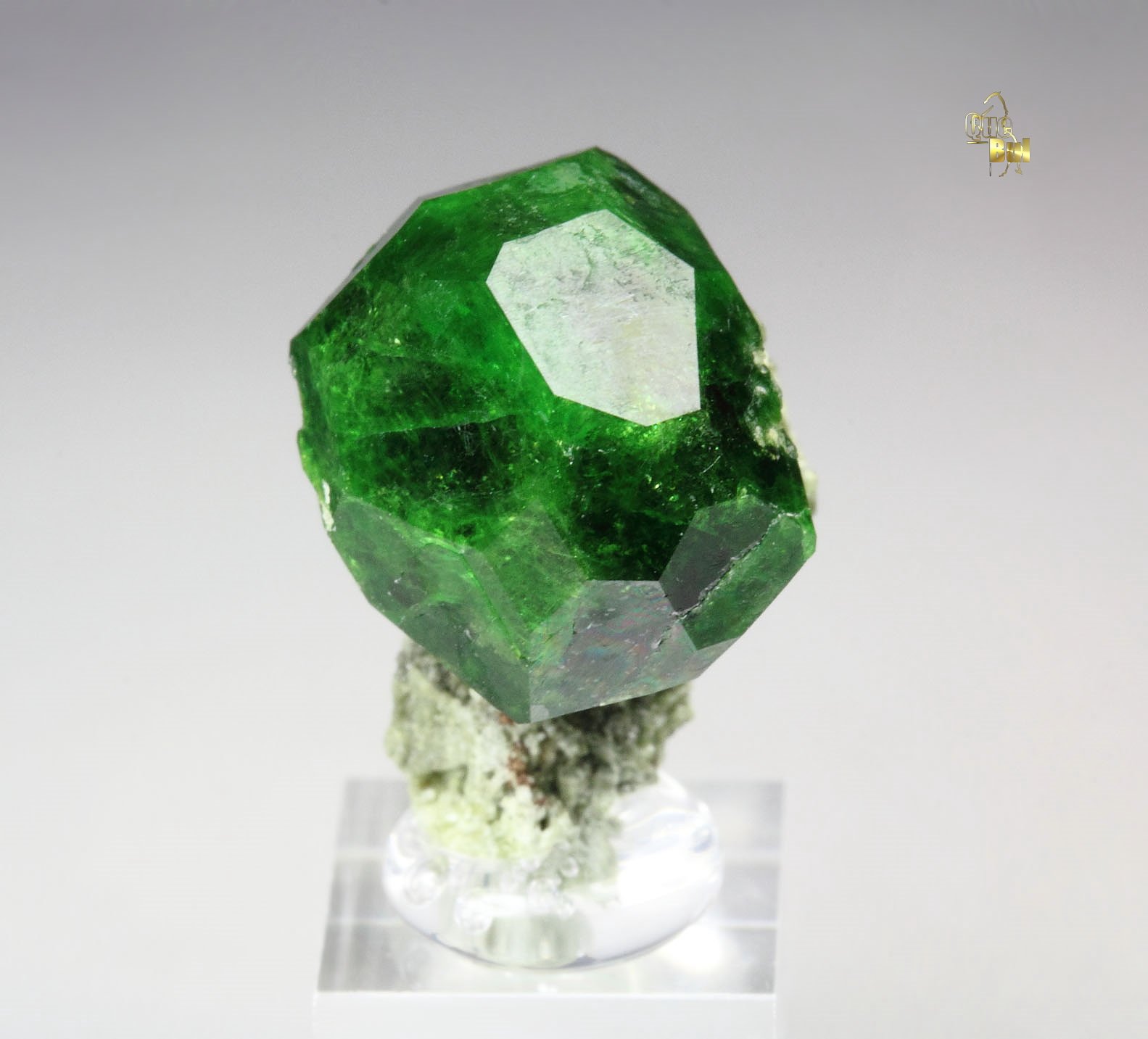 GARNET var. ANDRADITE var. DEMANTOID