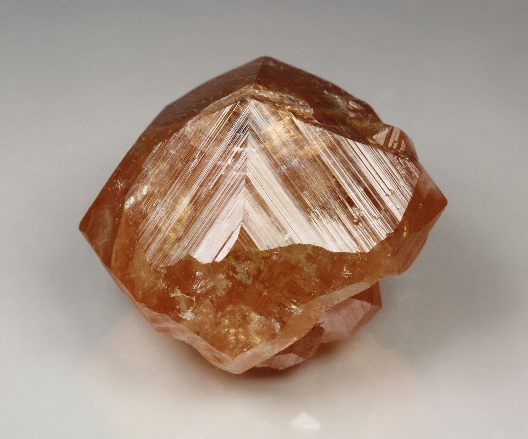 gem GARNET var. GROSSULAR floater