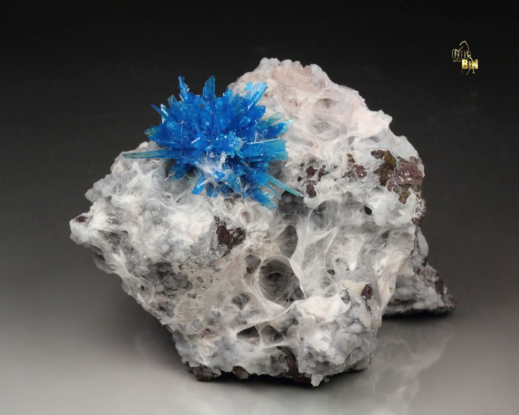 PENTAGONITE, MORDENITE