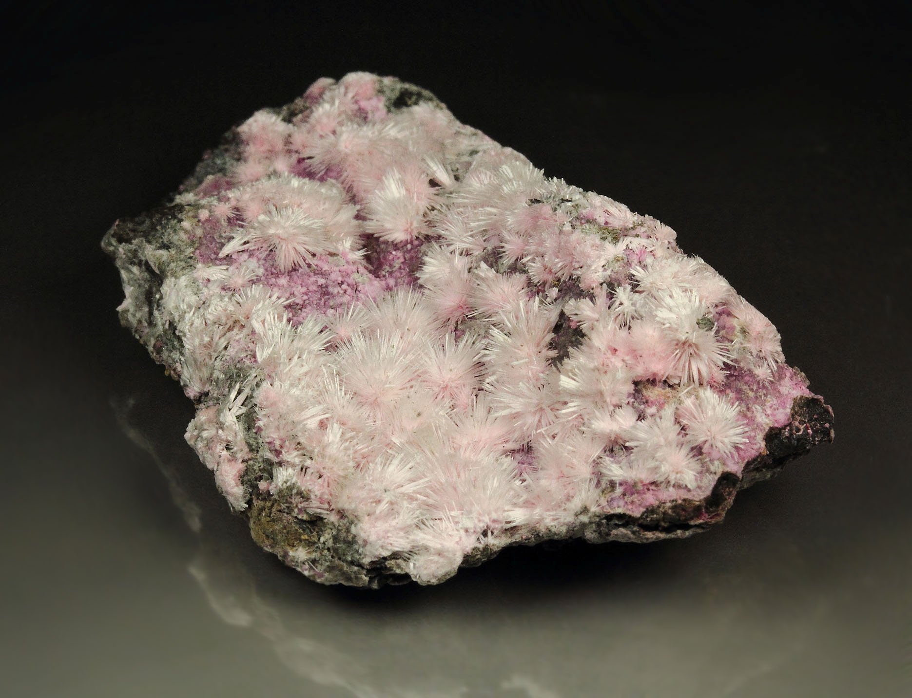 PICROPHARMACOLITE, ERYTHRITE