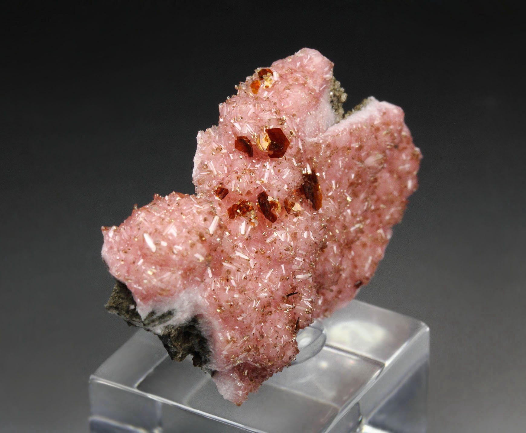 SHIGAITE, RHODOCHROSITE