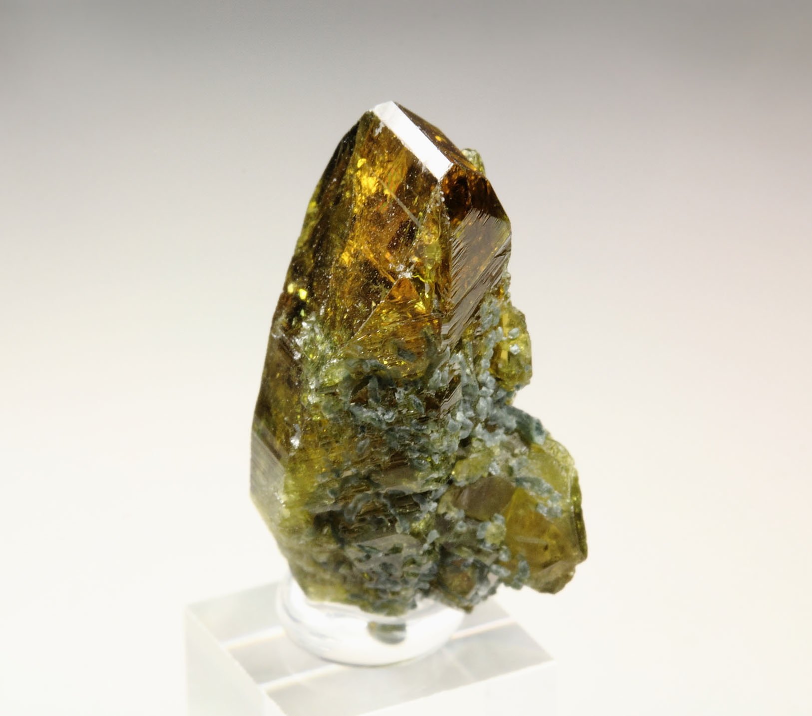 gem EPIDOTE, CLINOCHLORE