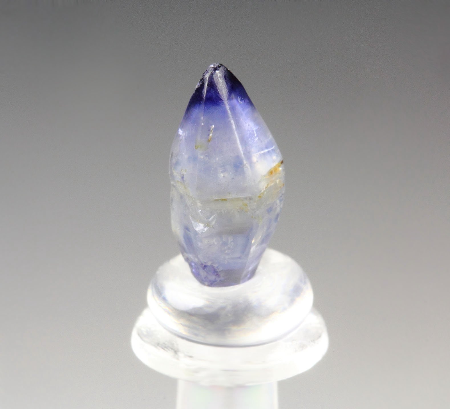 gem CORUNDUM var. SAPPHIRE