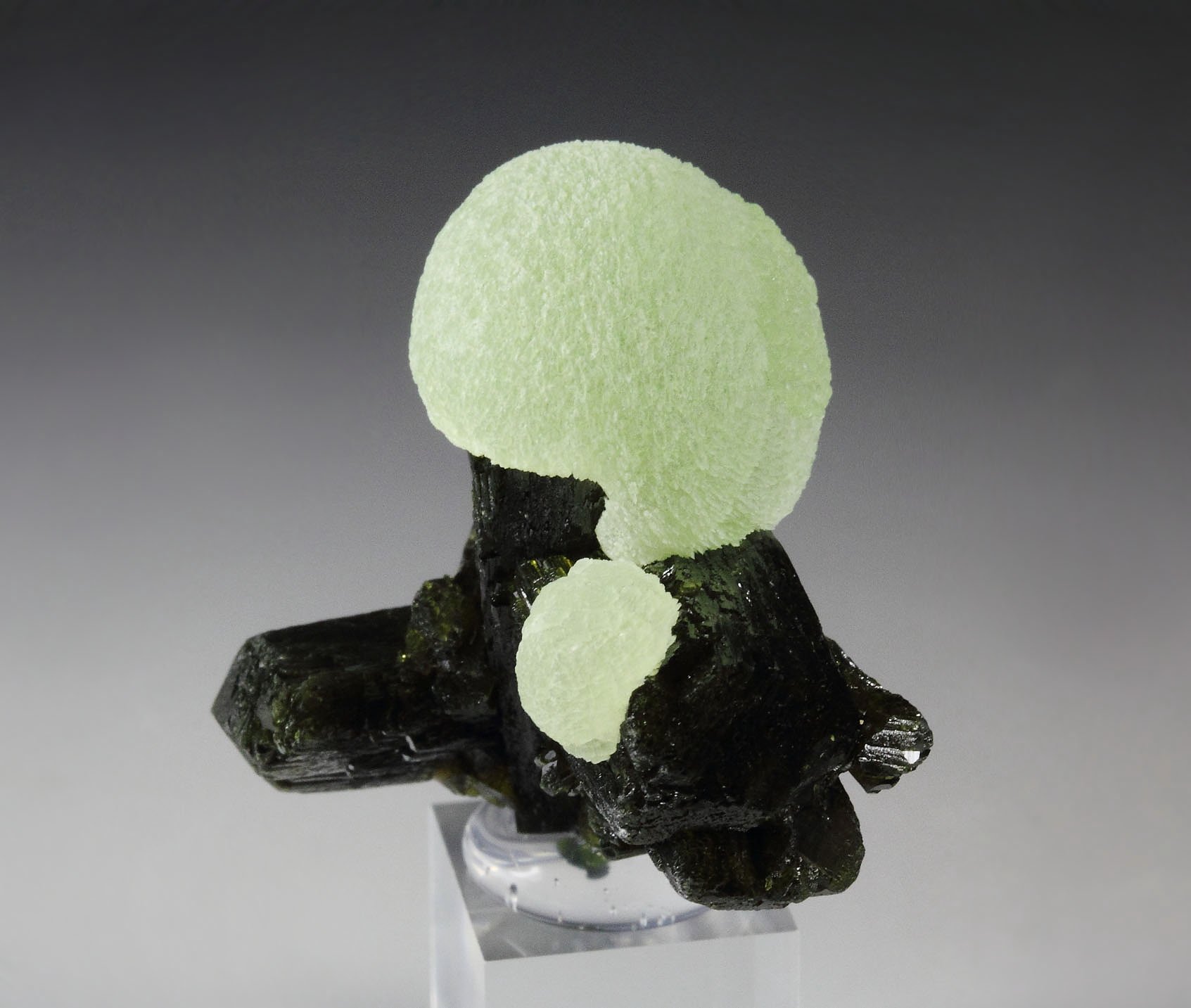 PREHNITE, EPIDOTE