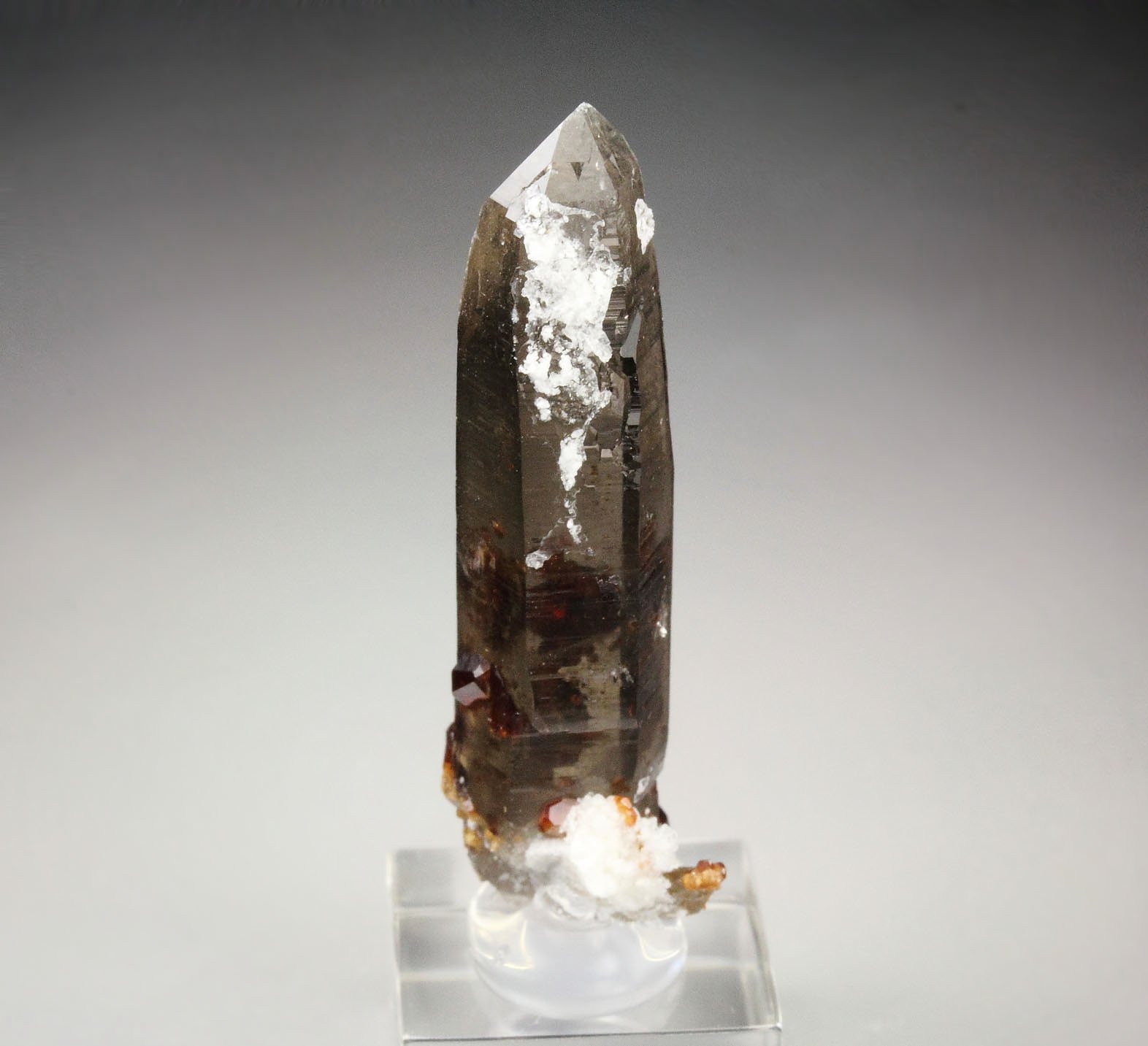 GARNET var. SPESSARTINE, QUARTZ var. SMOKY