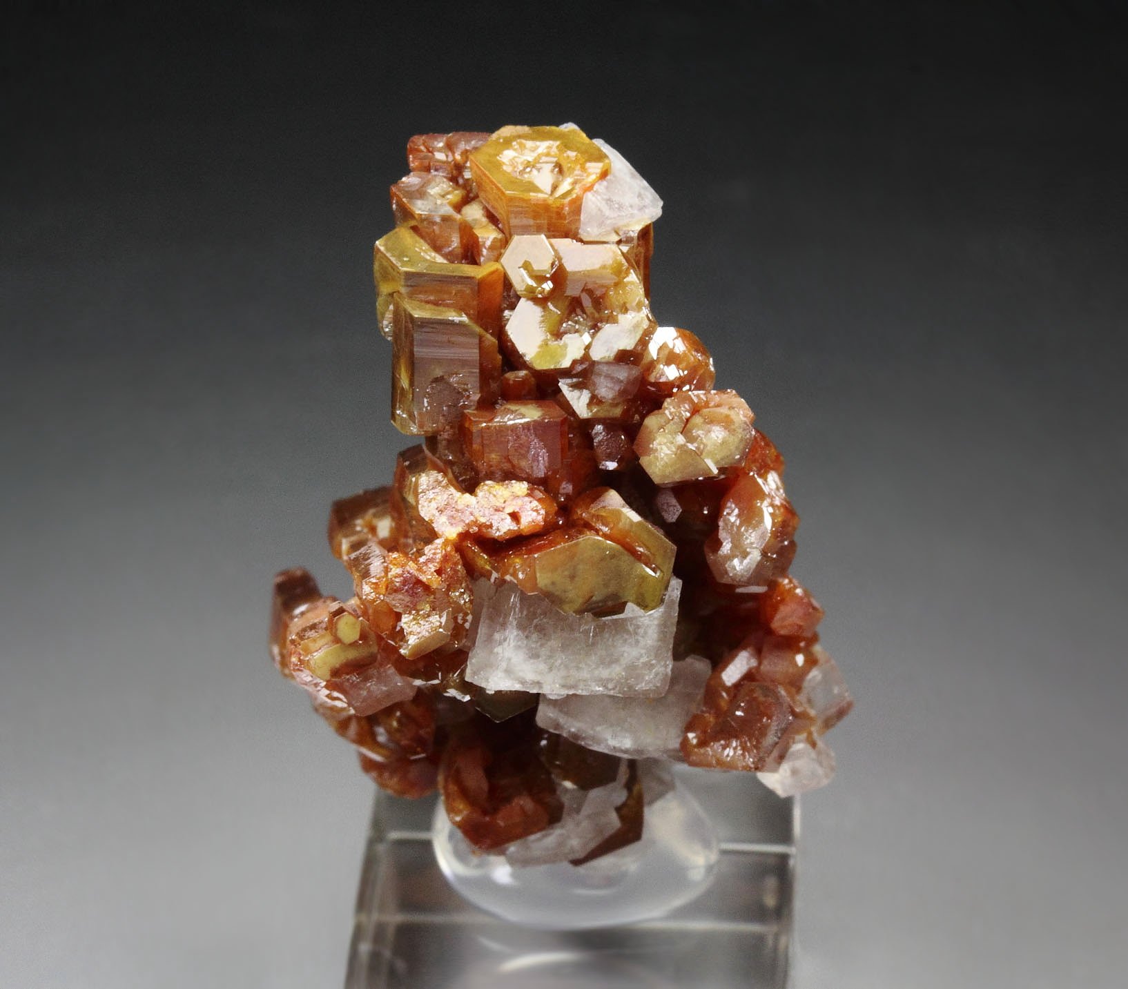 VANADINITE hopper, CALCITE