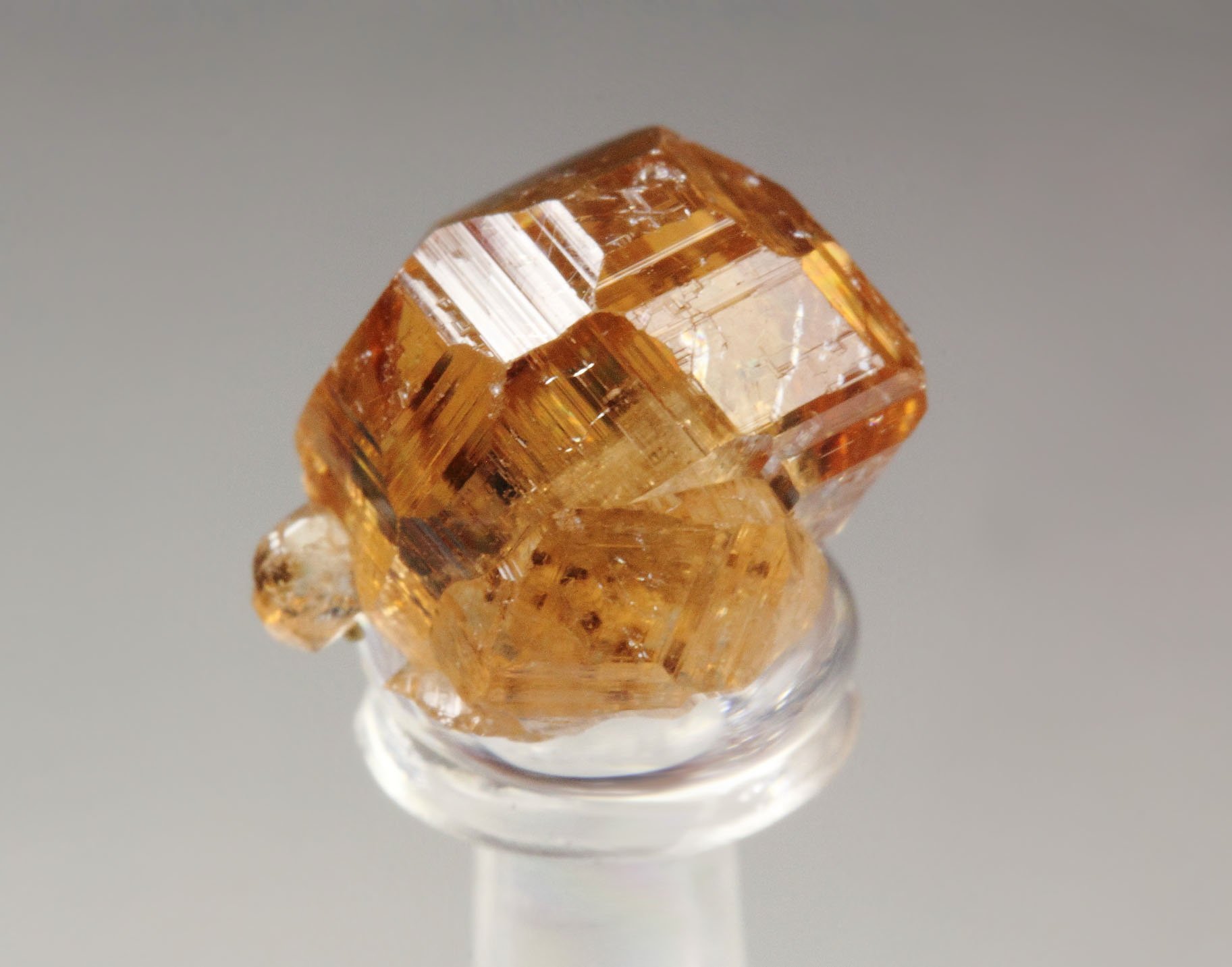 gem GARNET var. GROSSULAR