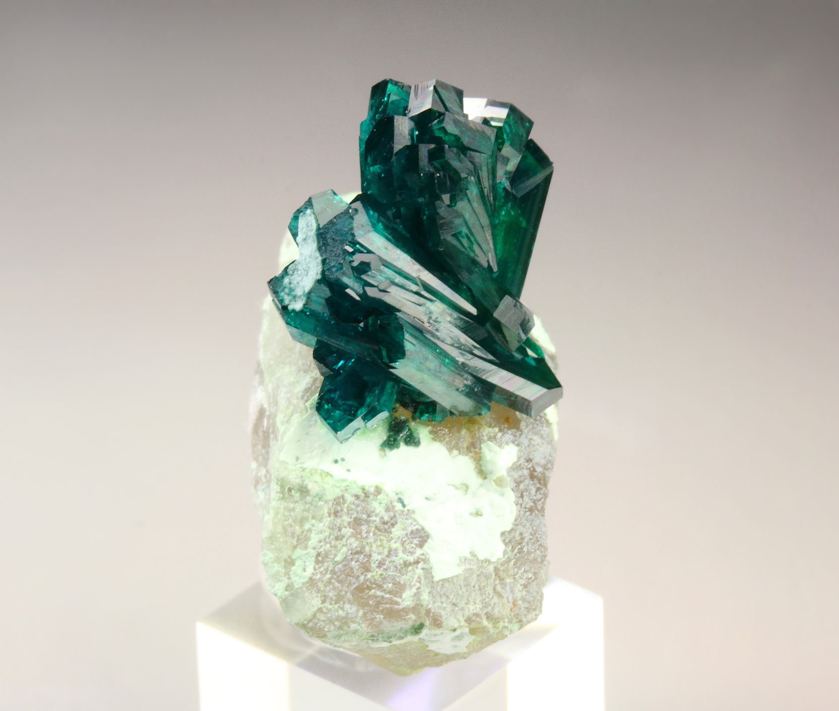 gemmy DIOPTASE