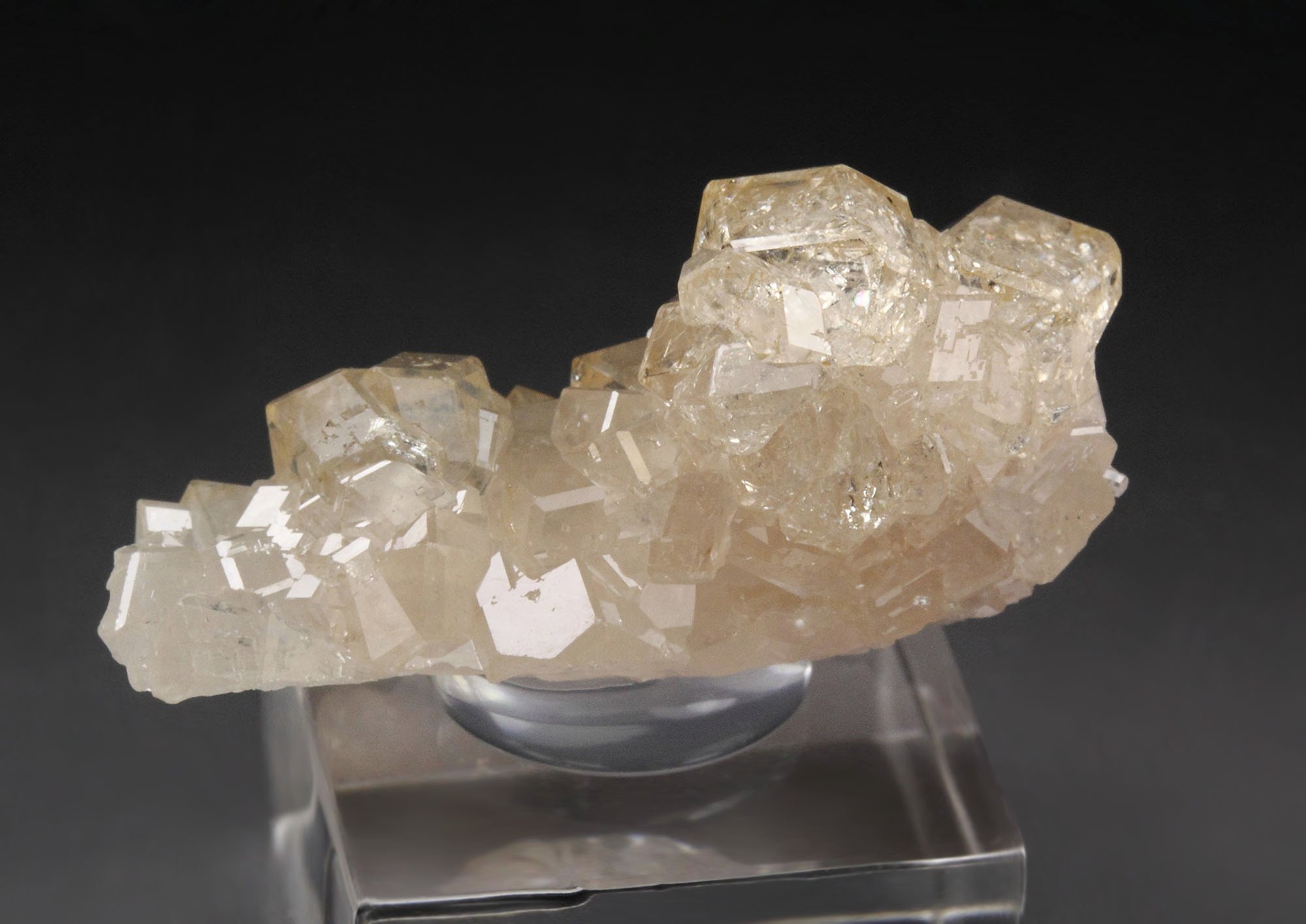 gem GARNET var. GROSSULAR