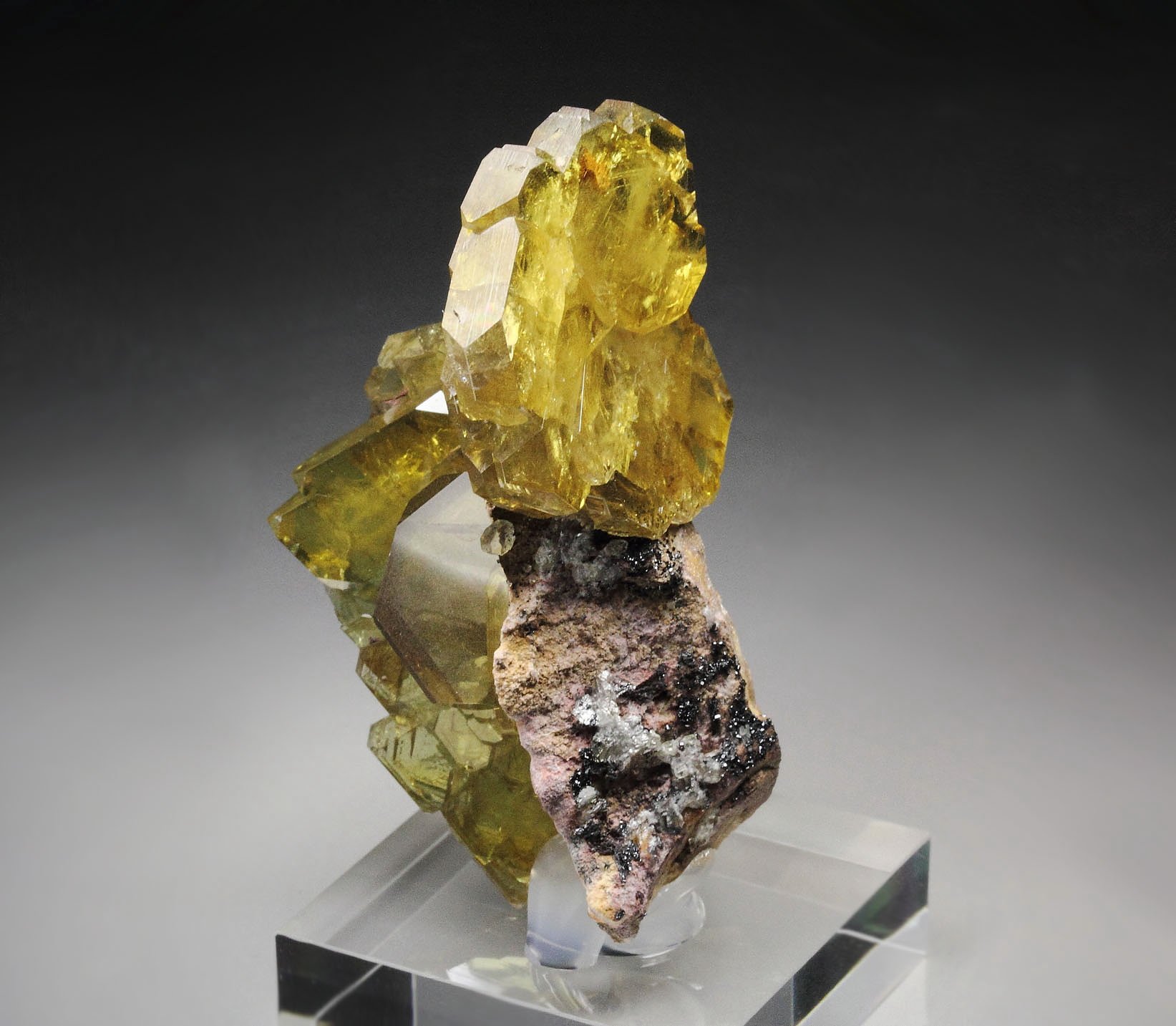 gem BARYTE