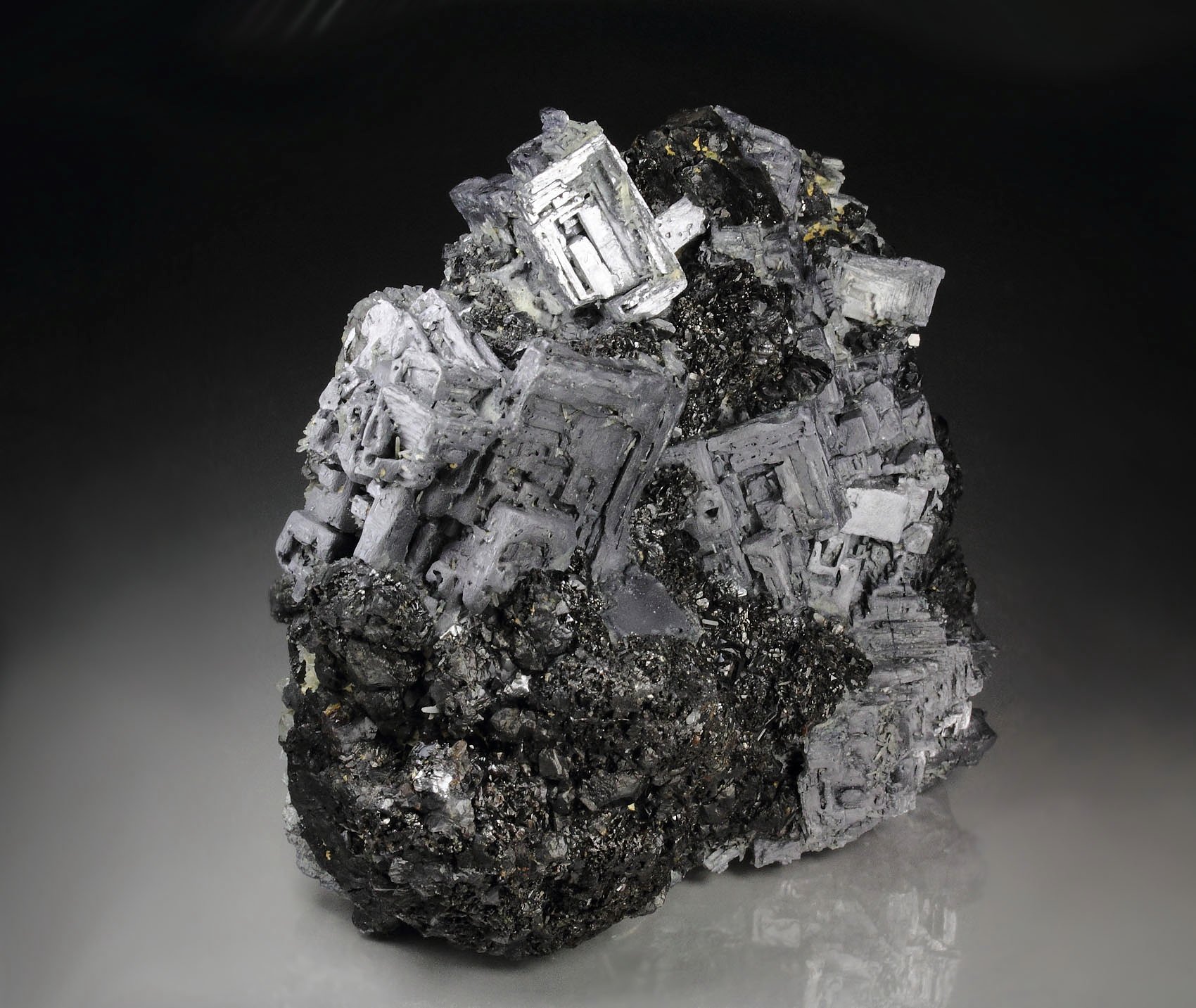 skeletal GALENA, SPHALERITE, QUARTZ