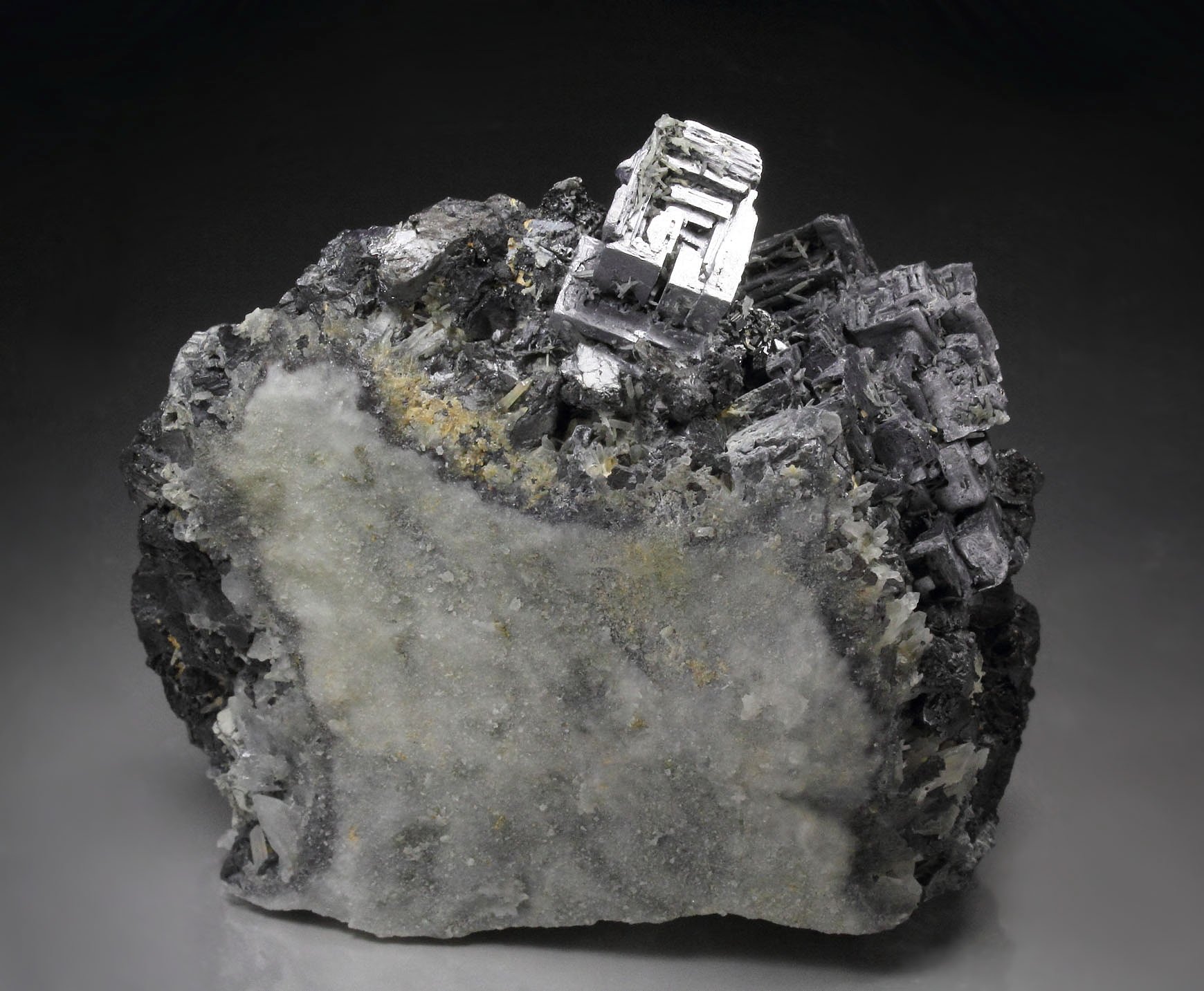skeletal GALENA, SPHALERITE, QUARTZ