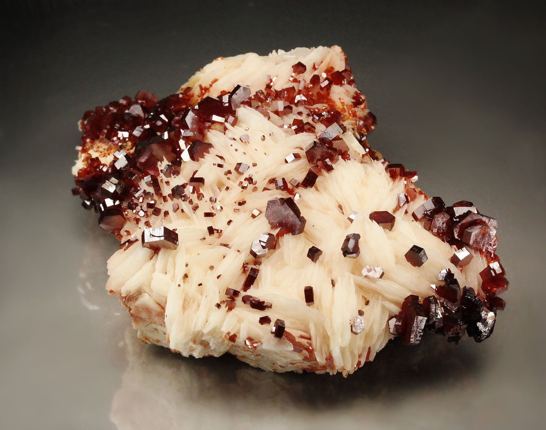 VANADINITE, BARYTE