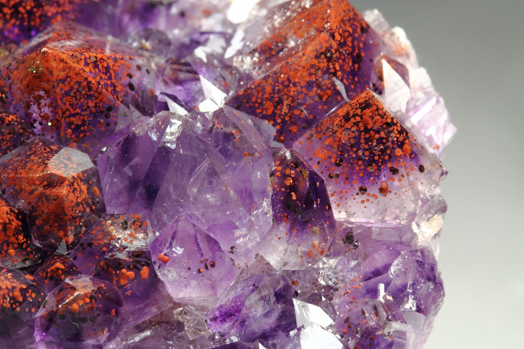 QUARTZ var. AMETHYST with HEMATITE inclusions