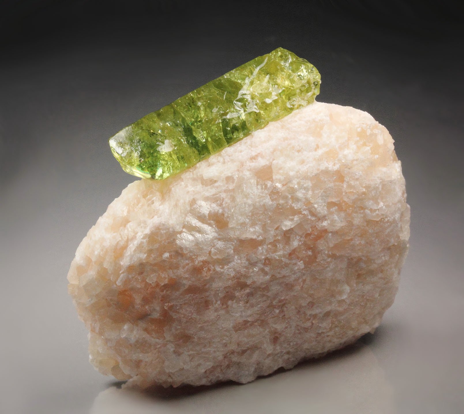gem FLUORAPATITE bi-terminated