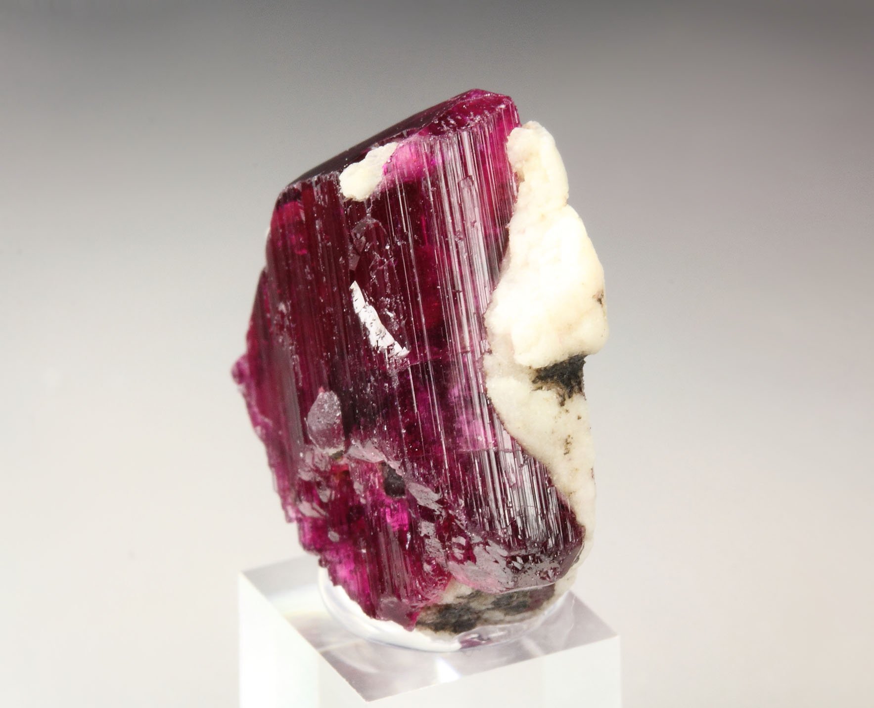 gem ELBAITE-LIDDICOATITE series