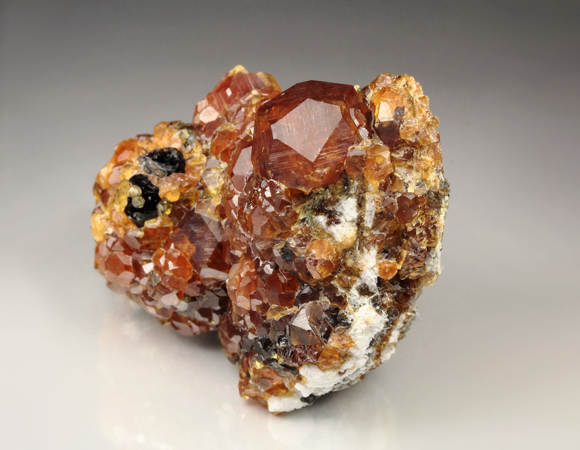 gem GARNET var. SPESSARTINE