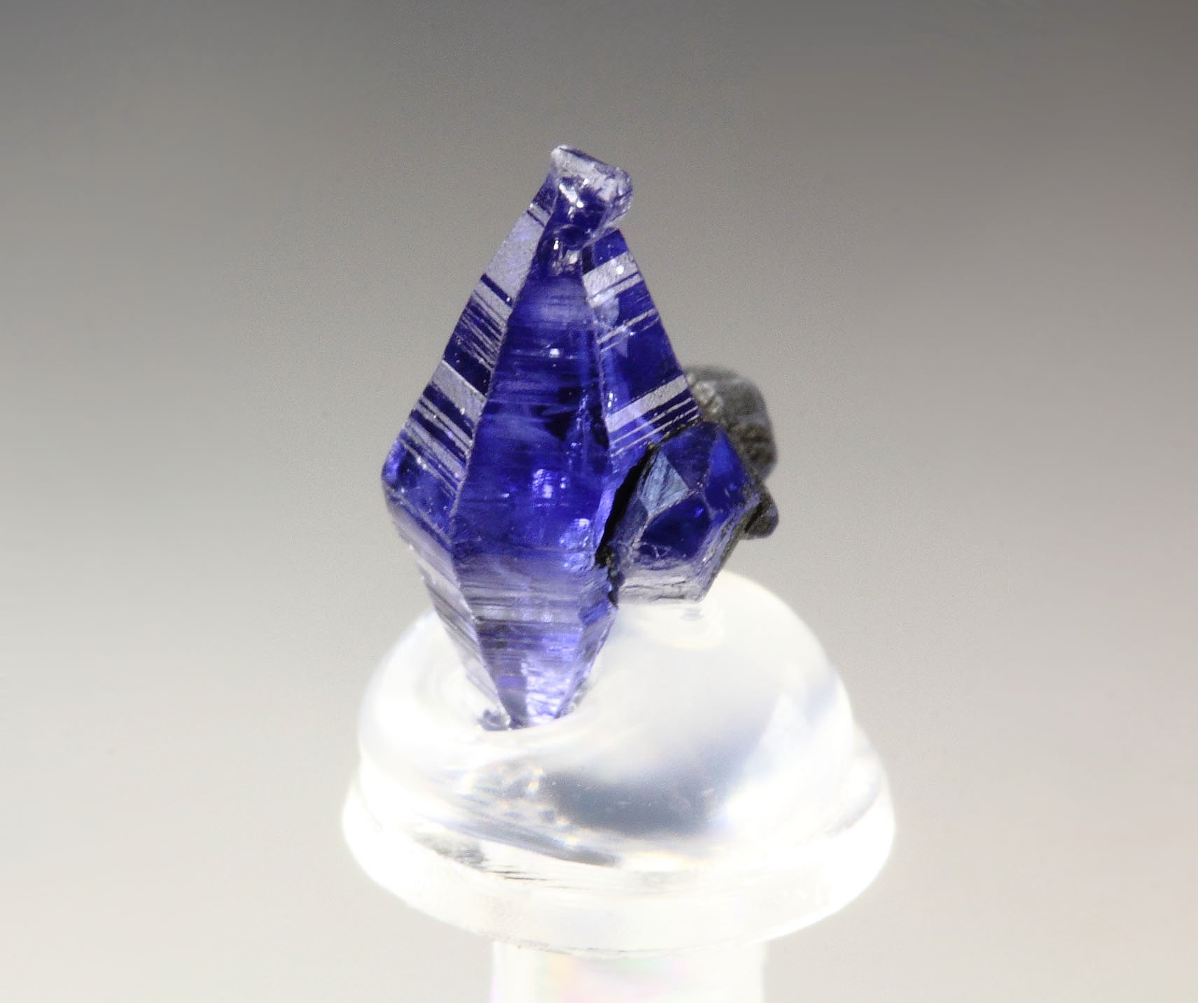 gem CORUNDUM var. SAPPHIRE