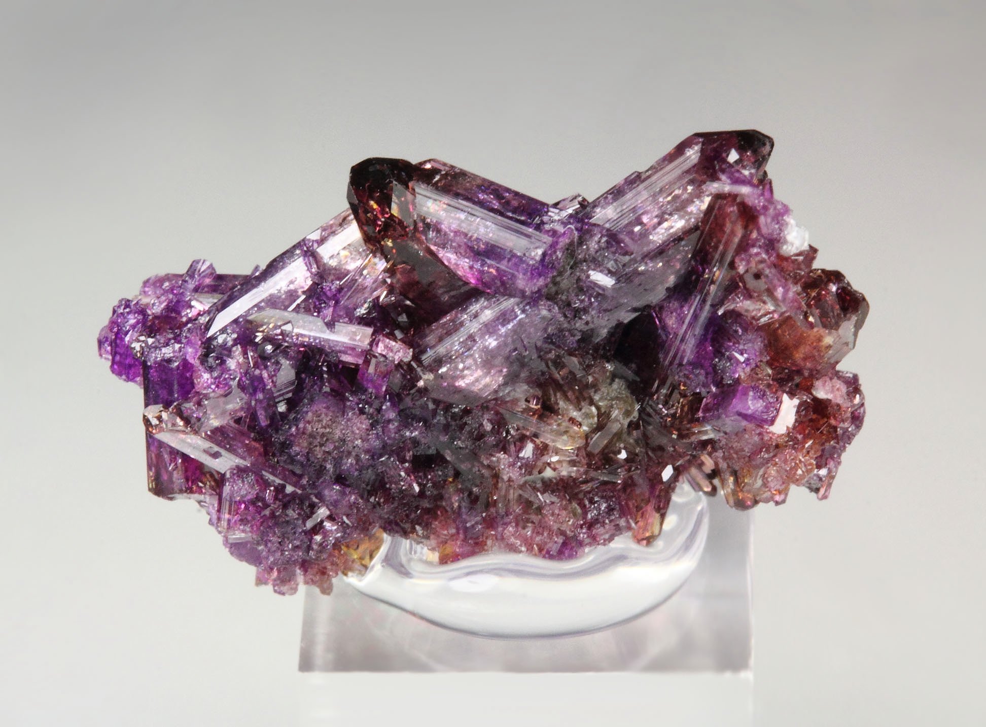 gem VESUVIANITE var. MANGANOAN