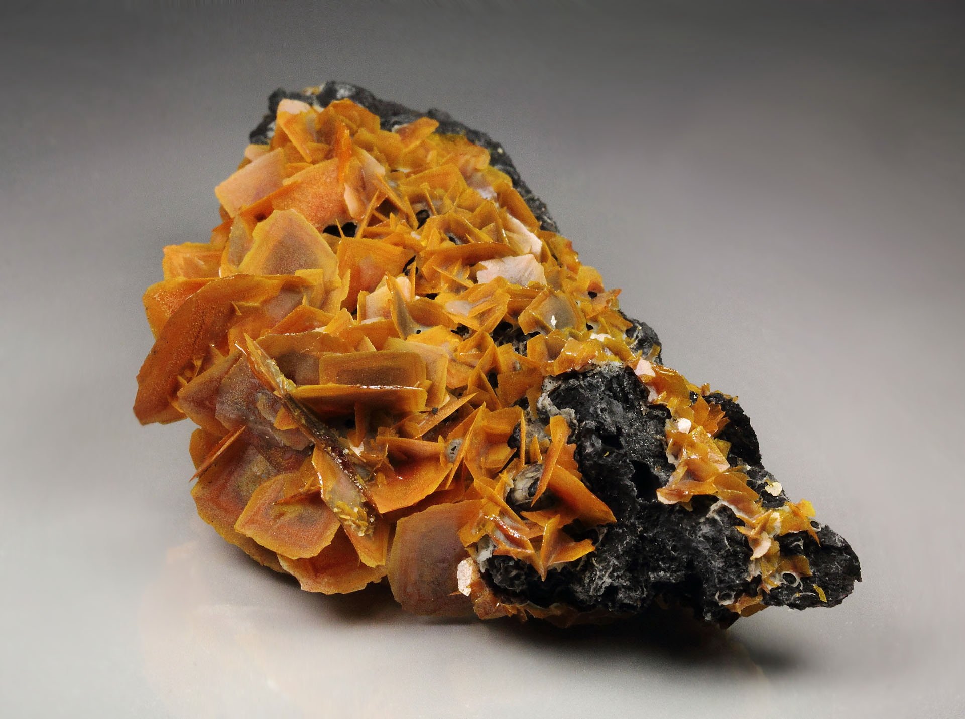 WULFENITE