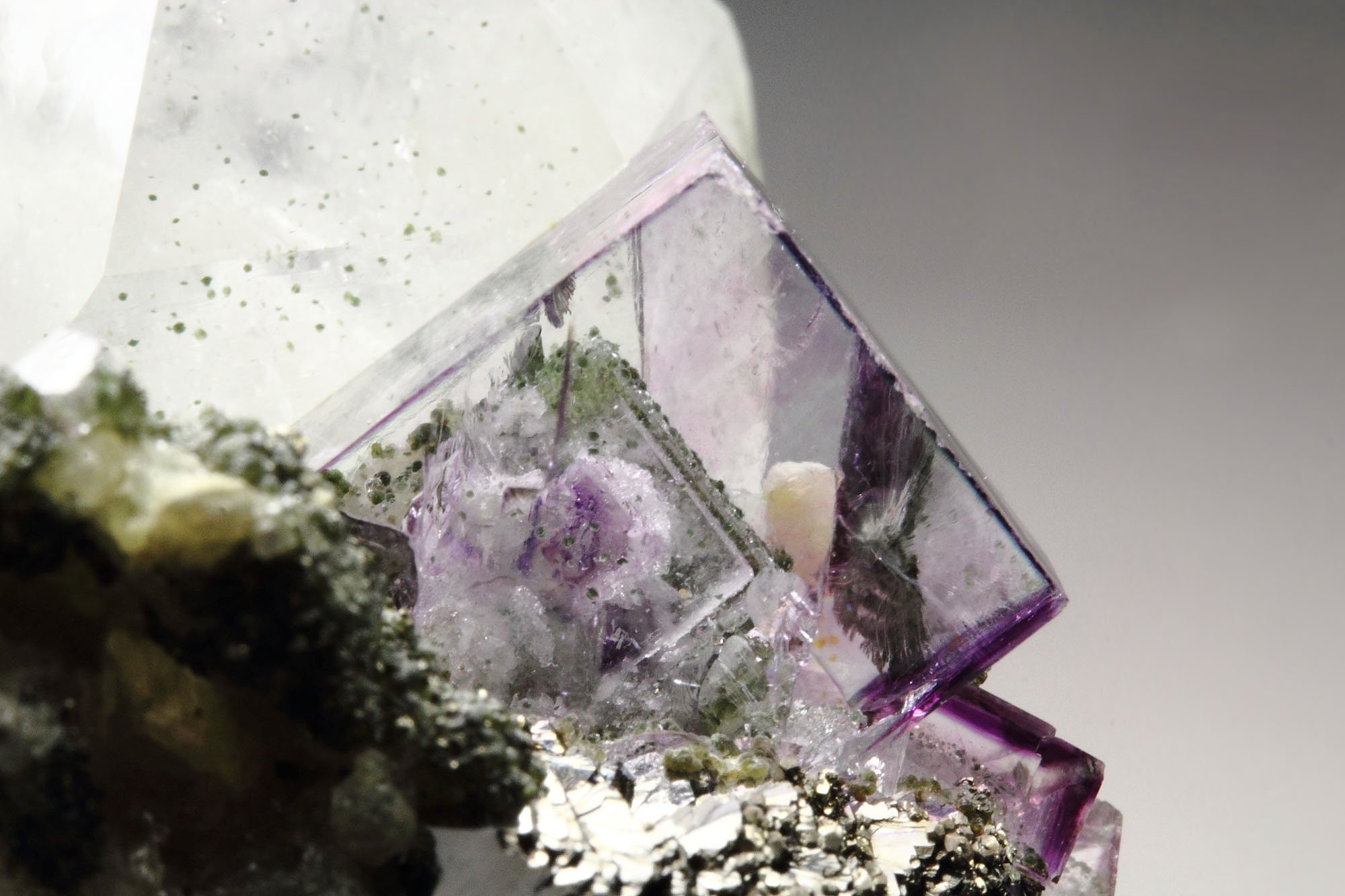 FLUORITE with phantoms, ARSENOPYRITE, QUARTZ