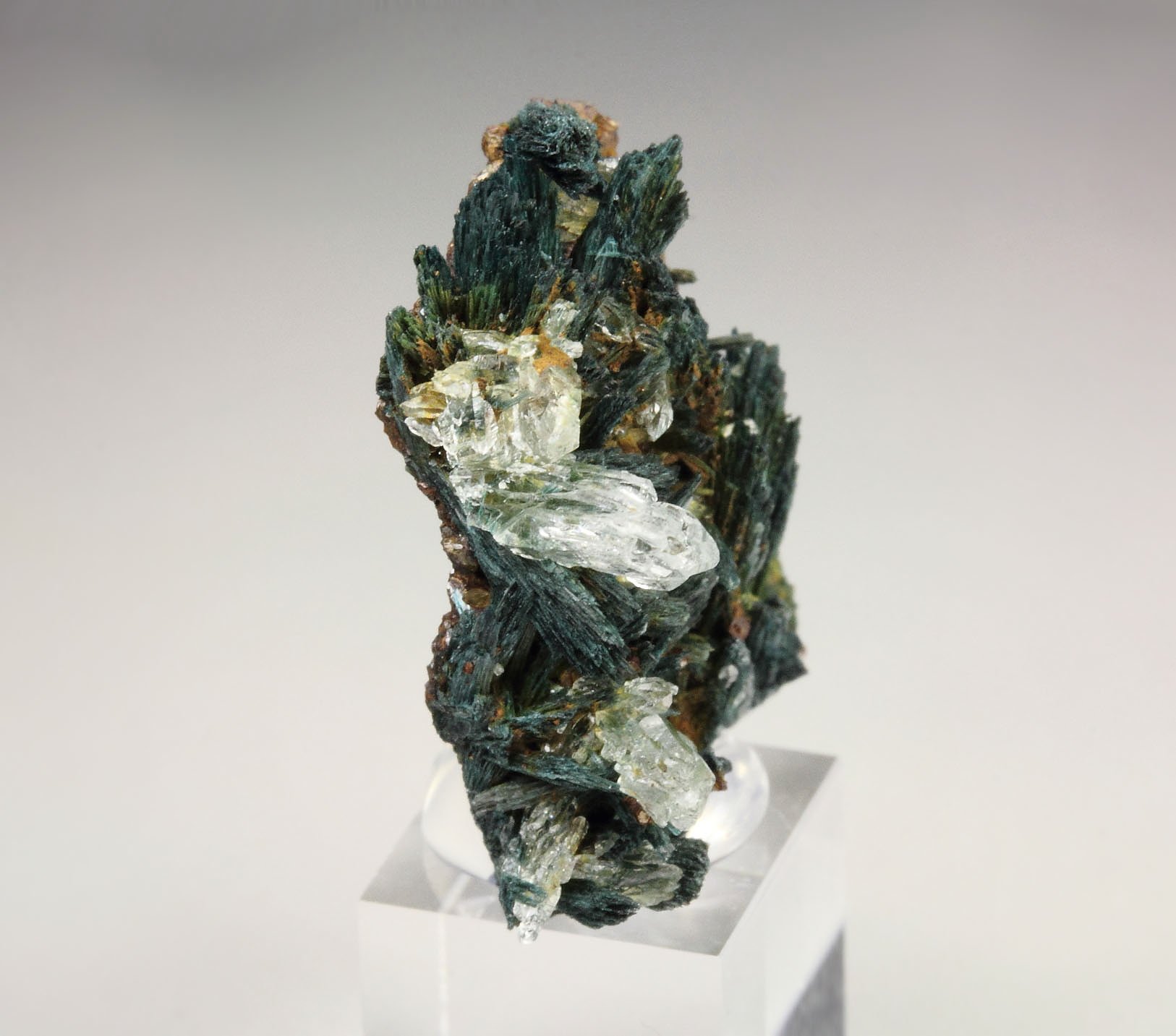 GORMANITE, QUARTZ