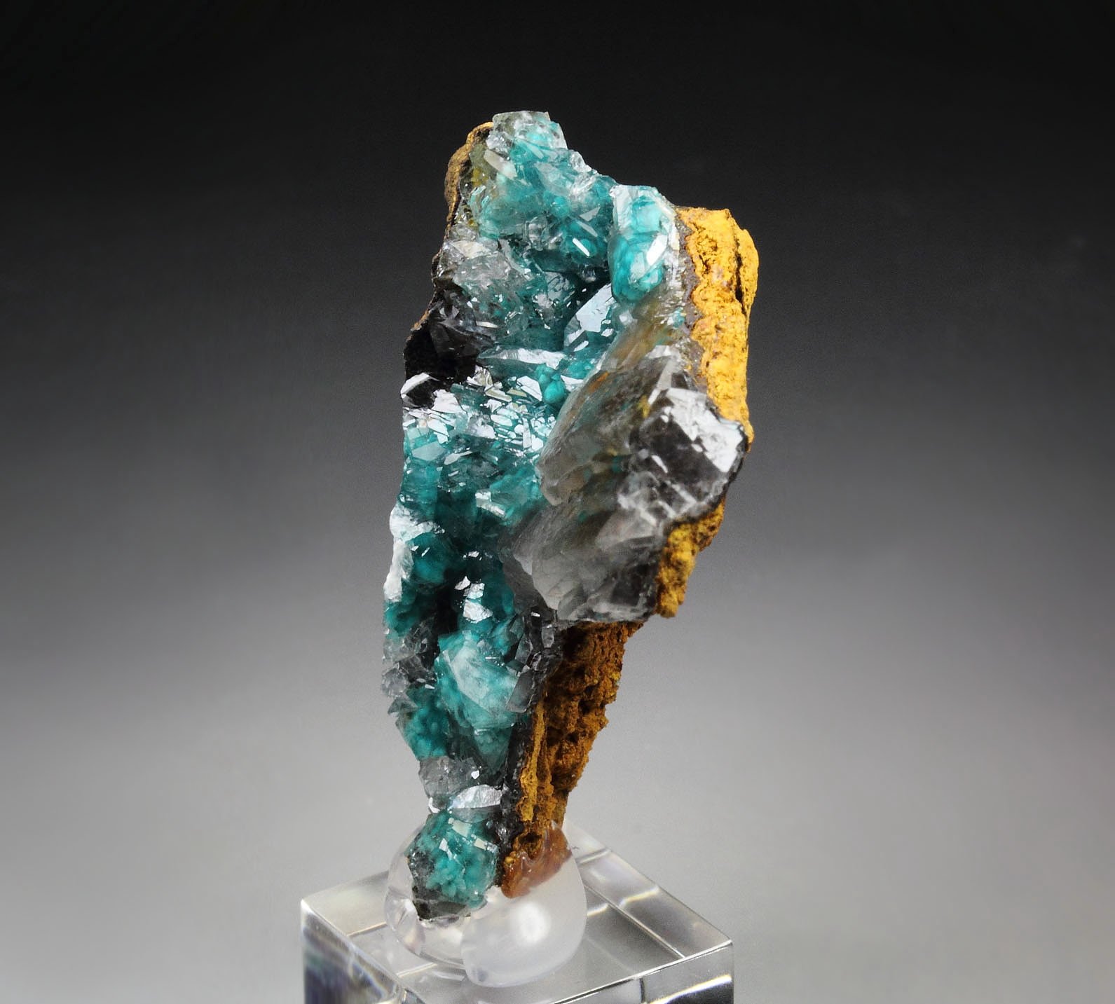 CALCITE with ROSASITE inclusions 