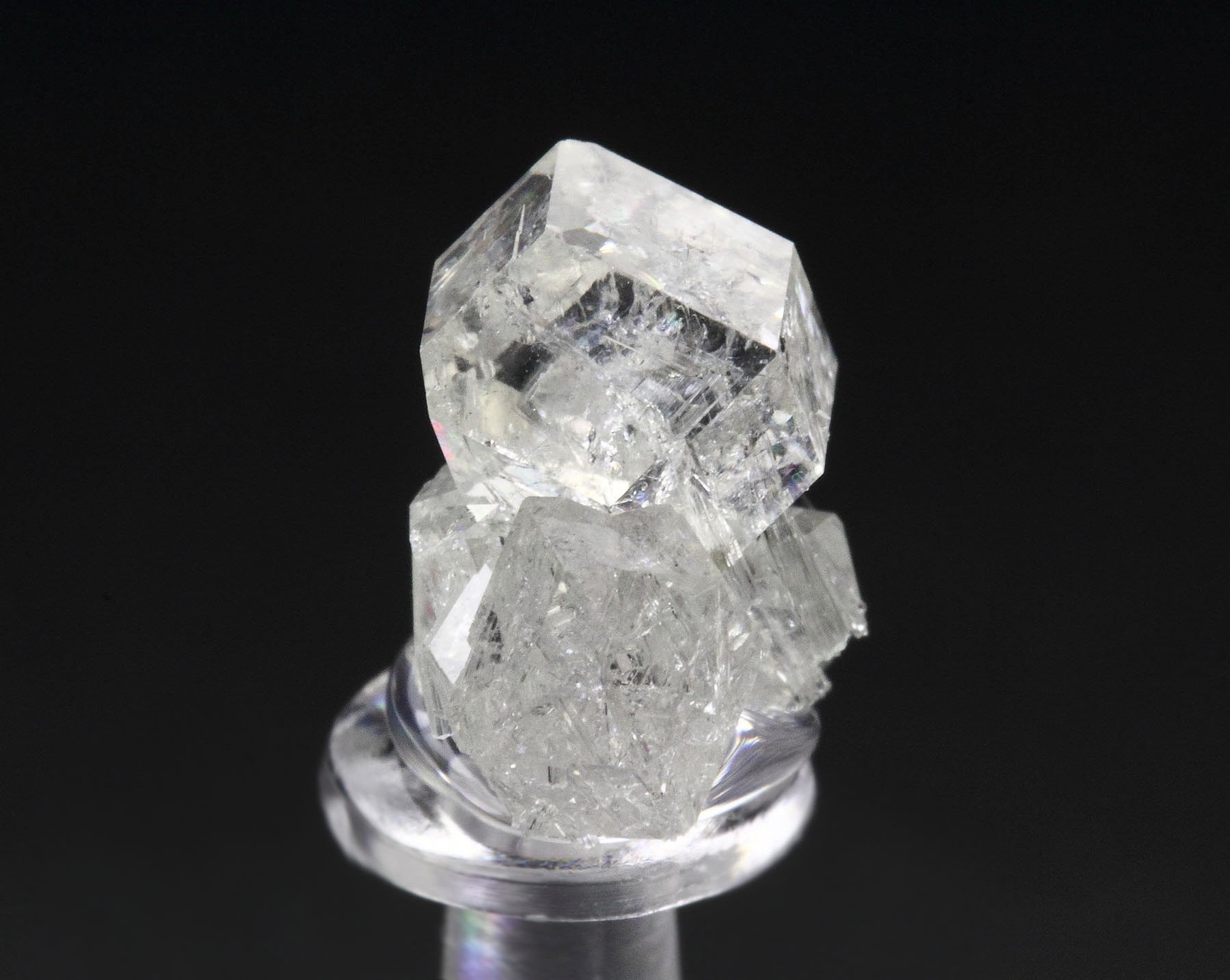 colorless gem GARNET var. GROSSULAR