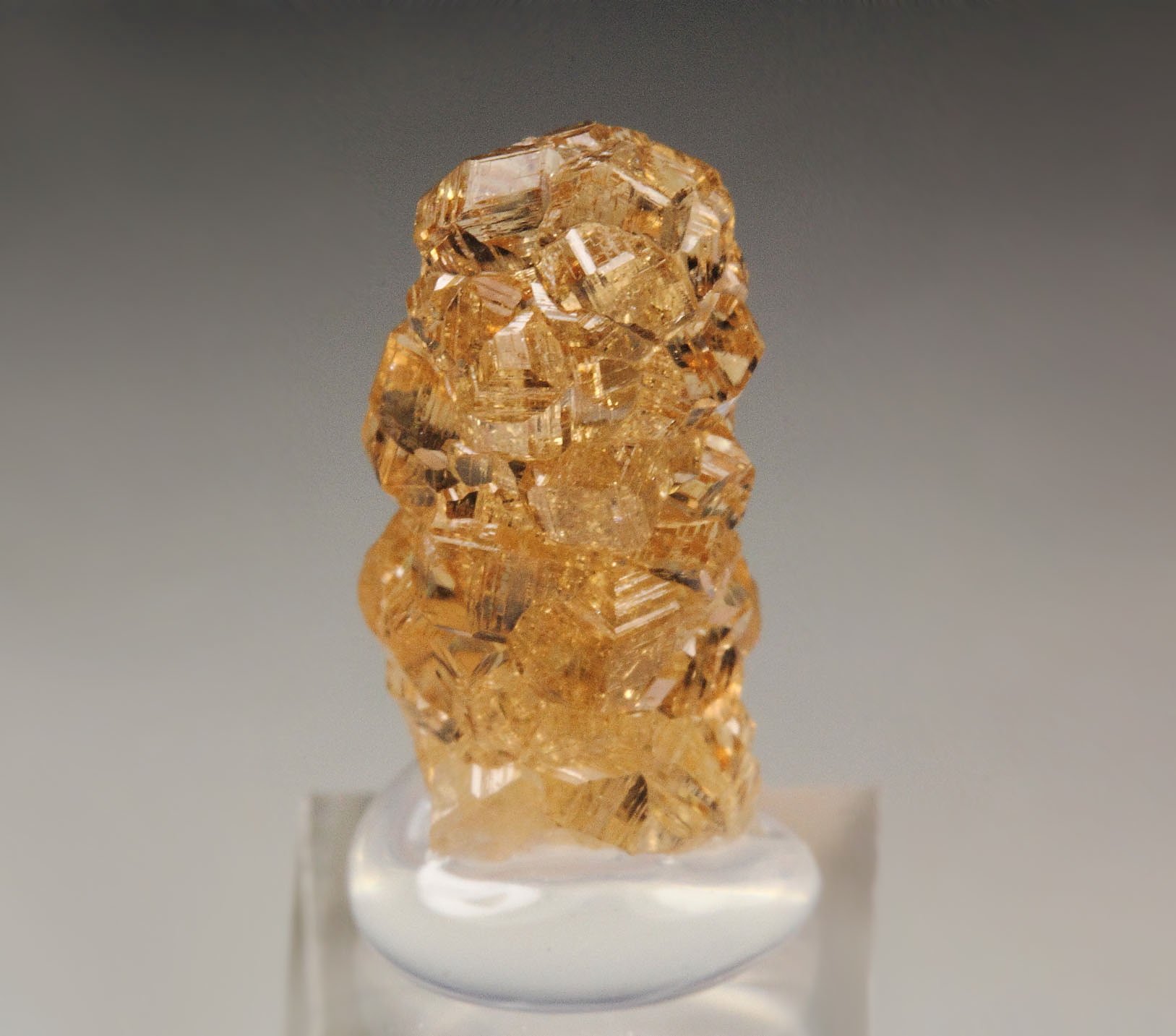 gem GARNET var. GROSSULAR
