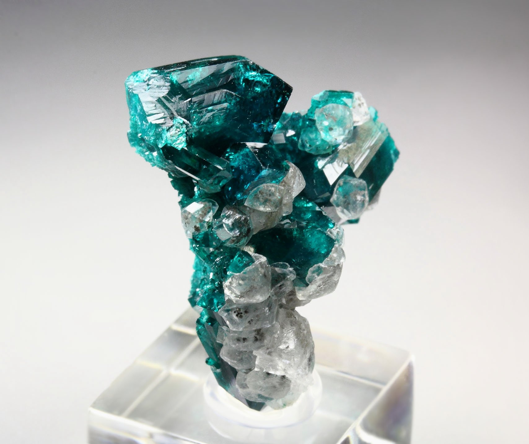 DIOPTASE, CALCITE
