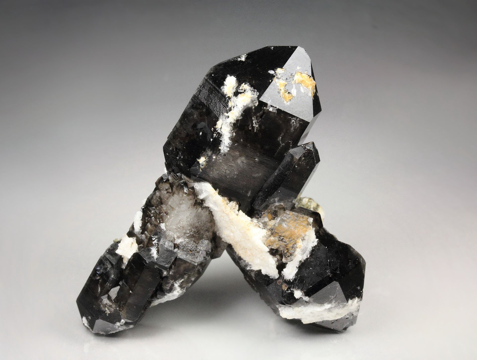 bi-terminated QUARTZ var. SMOKY