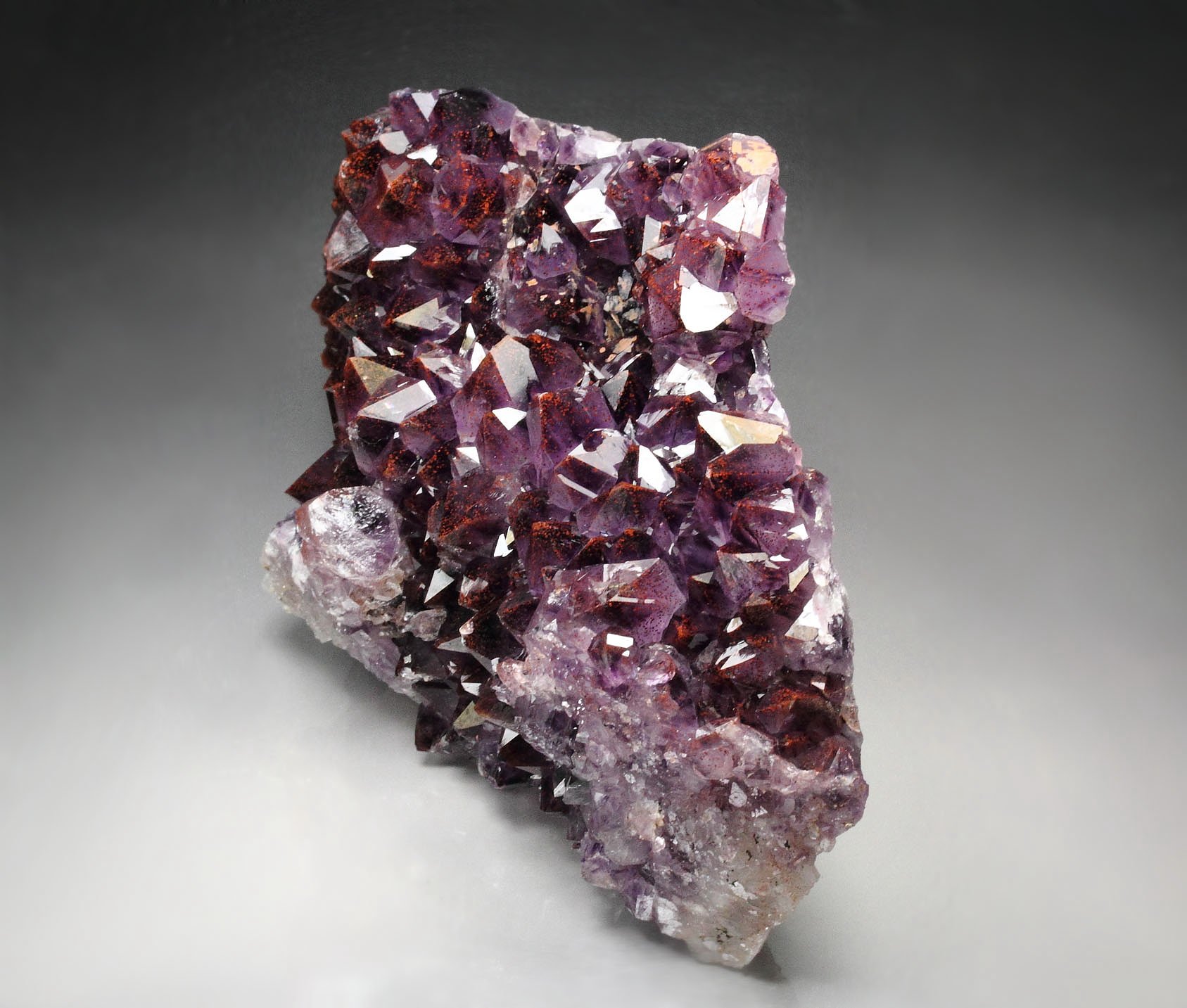 QUARTZ var. AMETHYST with HEMATITE inclusions