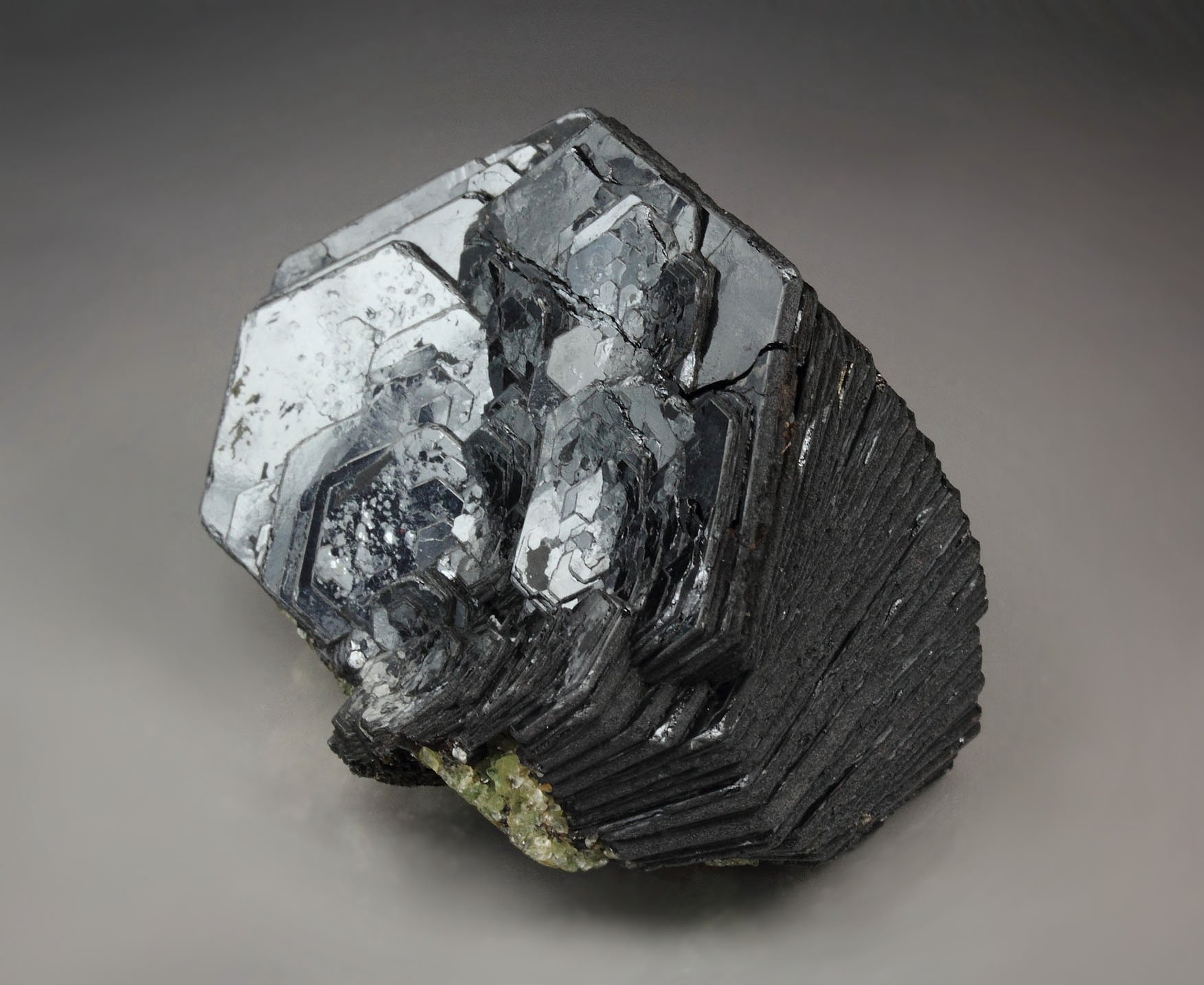 HEMATITE var. IRON ROSE